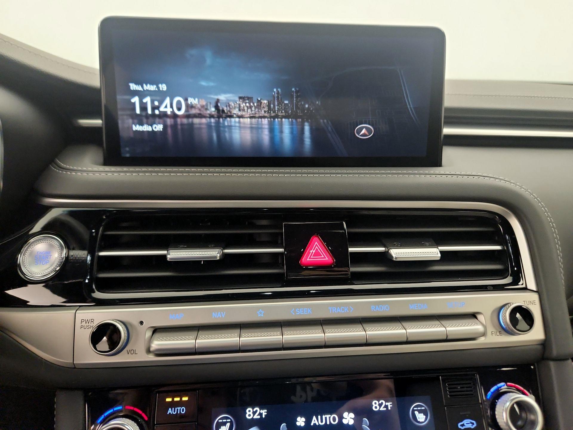 Thumbnail: 2025 Genesis G70 - 15