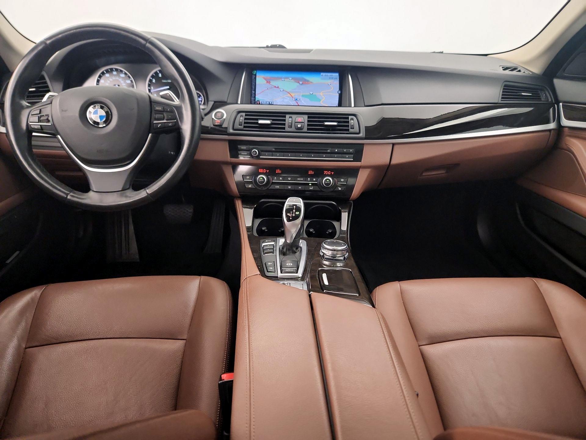 Thumbnail: 2016 BMW 5 Series - 9