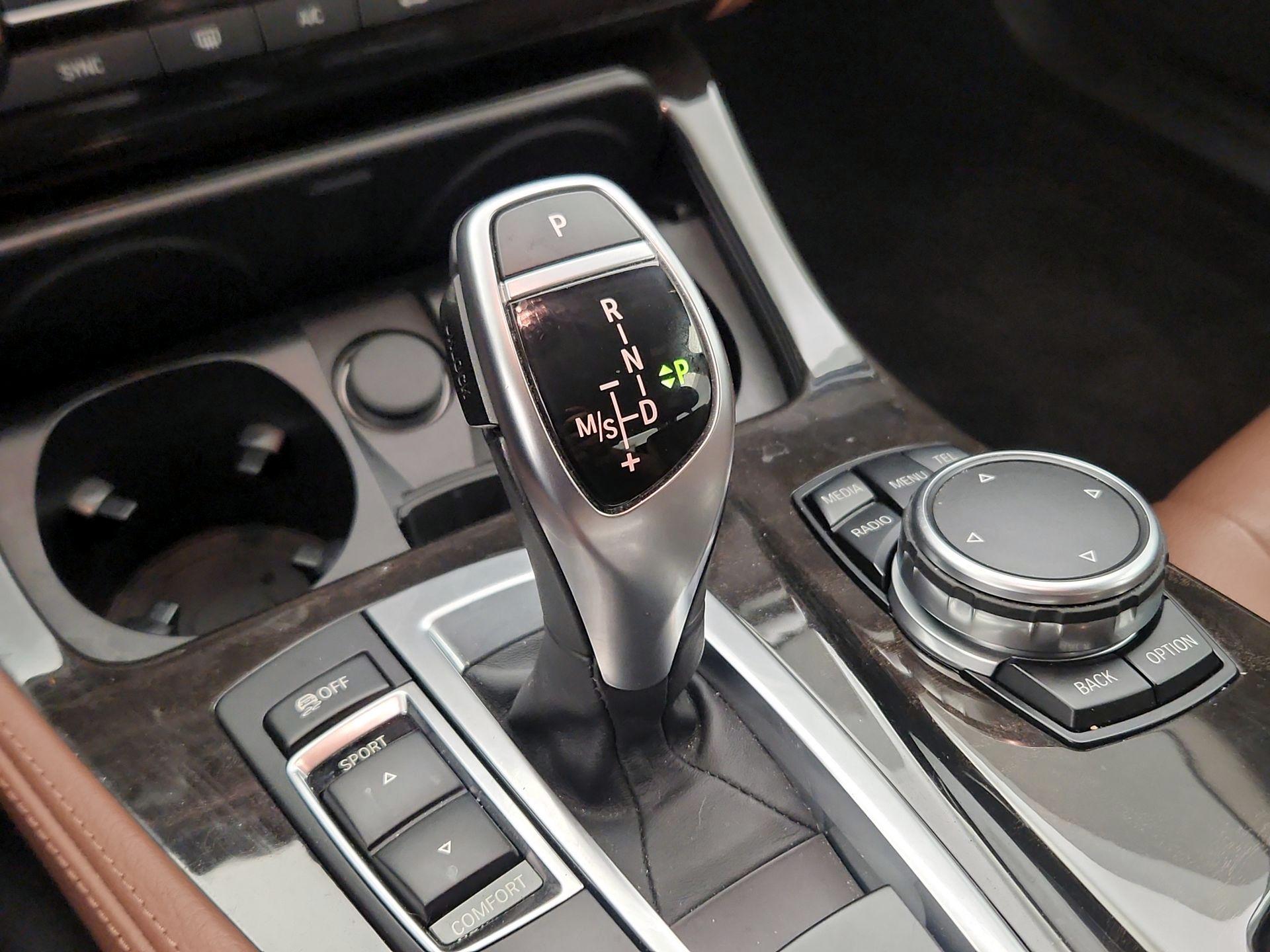 Thumbnail: 2016 BMW 5 Series - 18