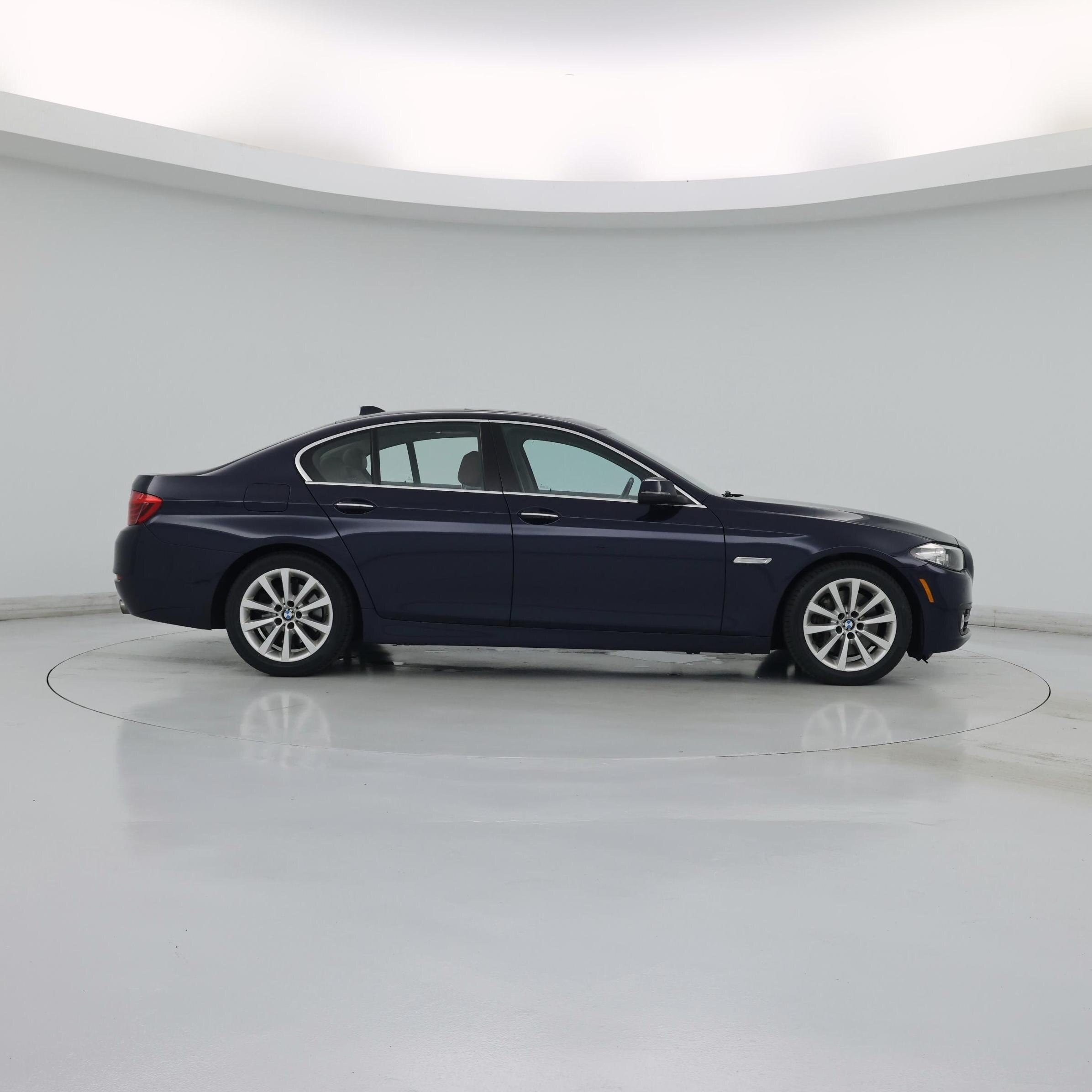 Thumbnail: 2016 BMW 5 Series - 7