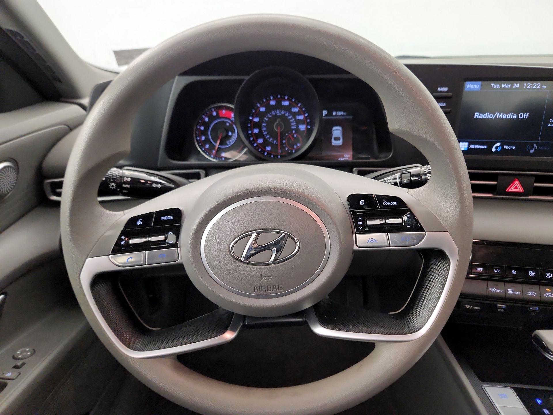 Thumbnail: 2023 Hyundai Elantra - 10