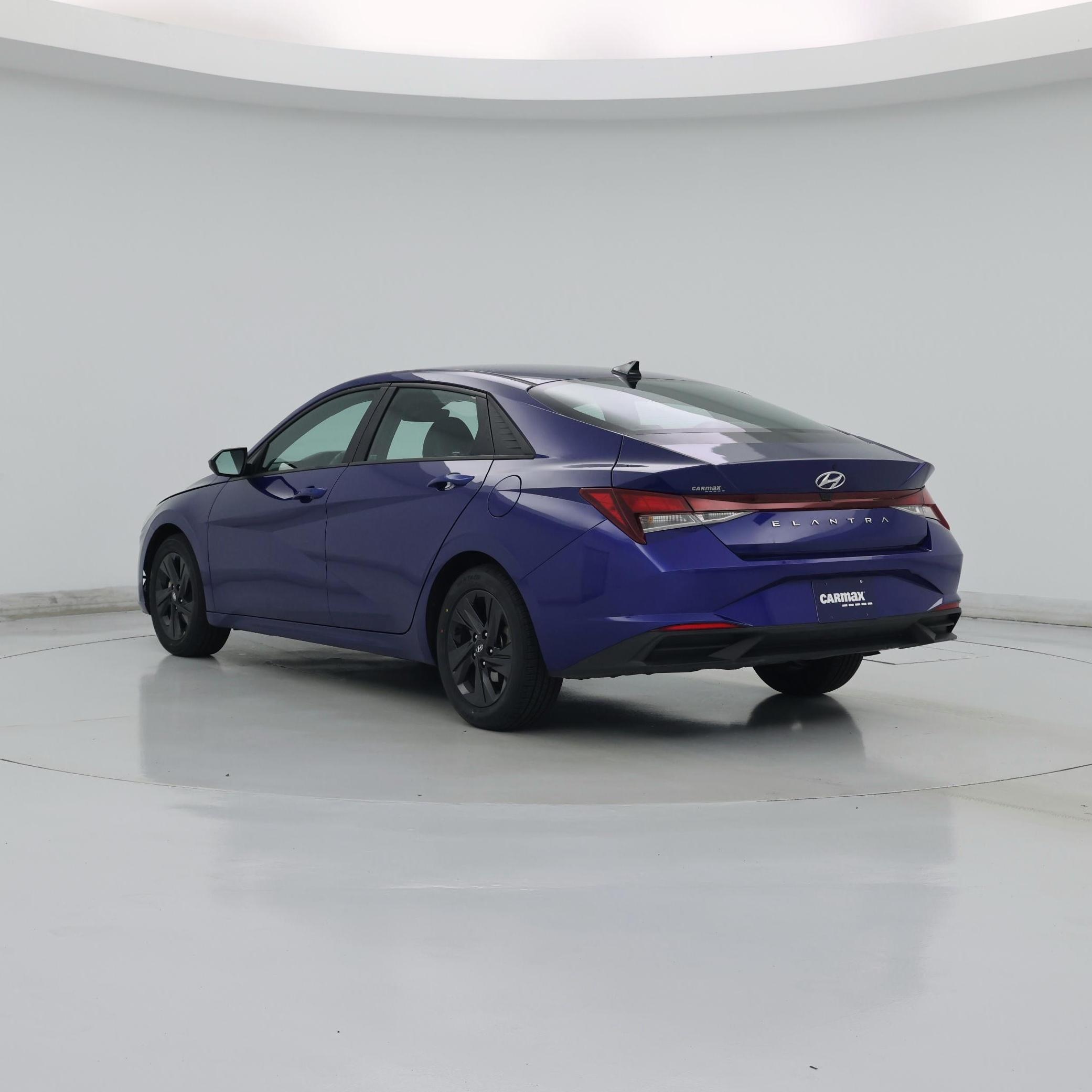 Thumbnail: 2023 Hyundai Elantra - 2