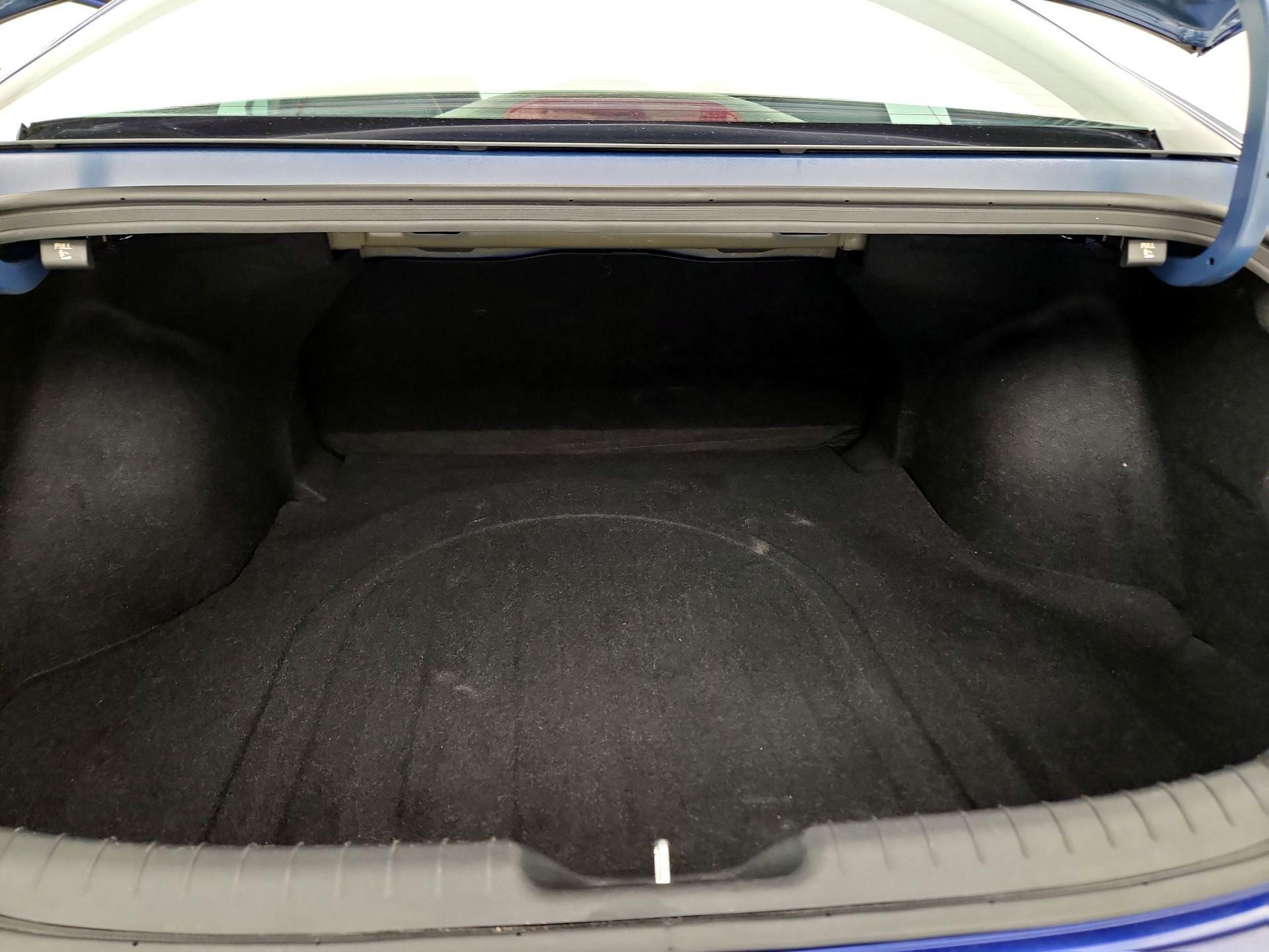 Thumbnail: 2023 Hyundai Elantra - 20