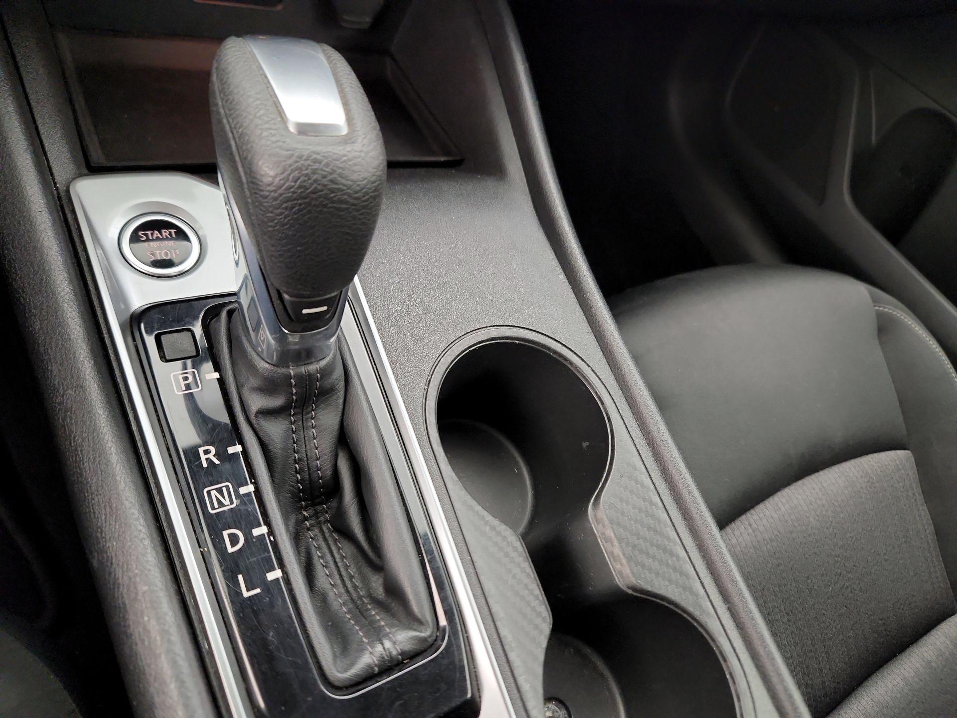 Thumbnail: 2021 Nissan Altima - 17