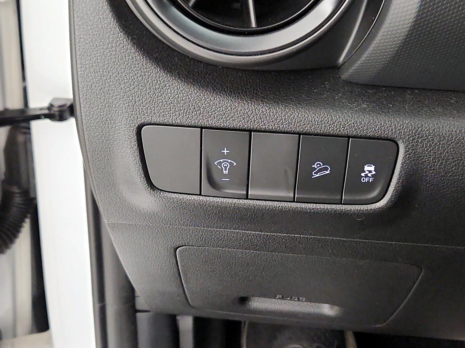 Thumbnail: 2023 Hyundai Kona - 13