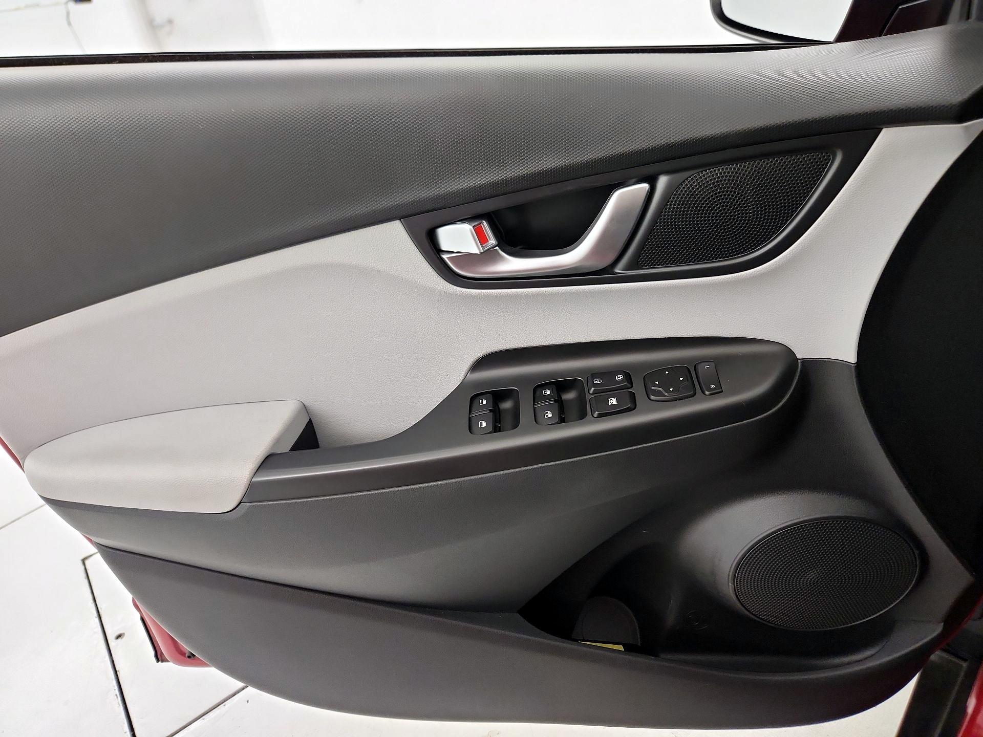 Thumbnail: 2022 Hyundai Kona - 12