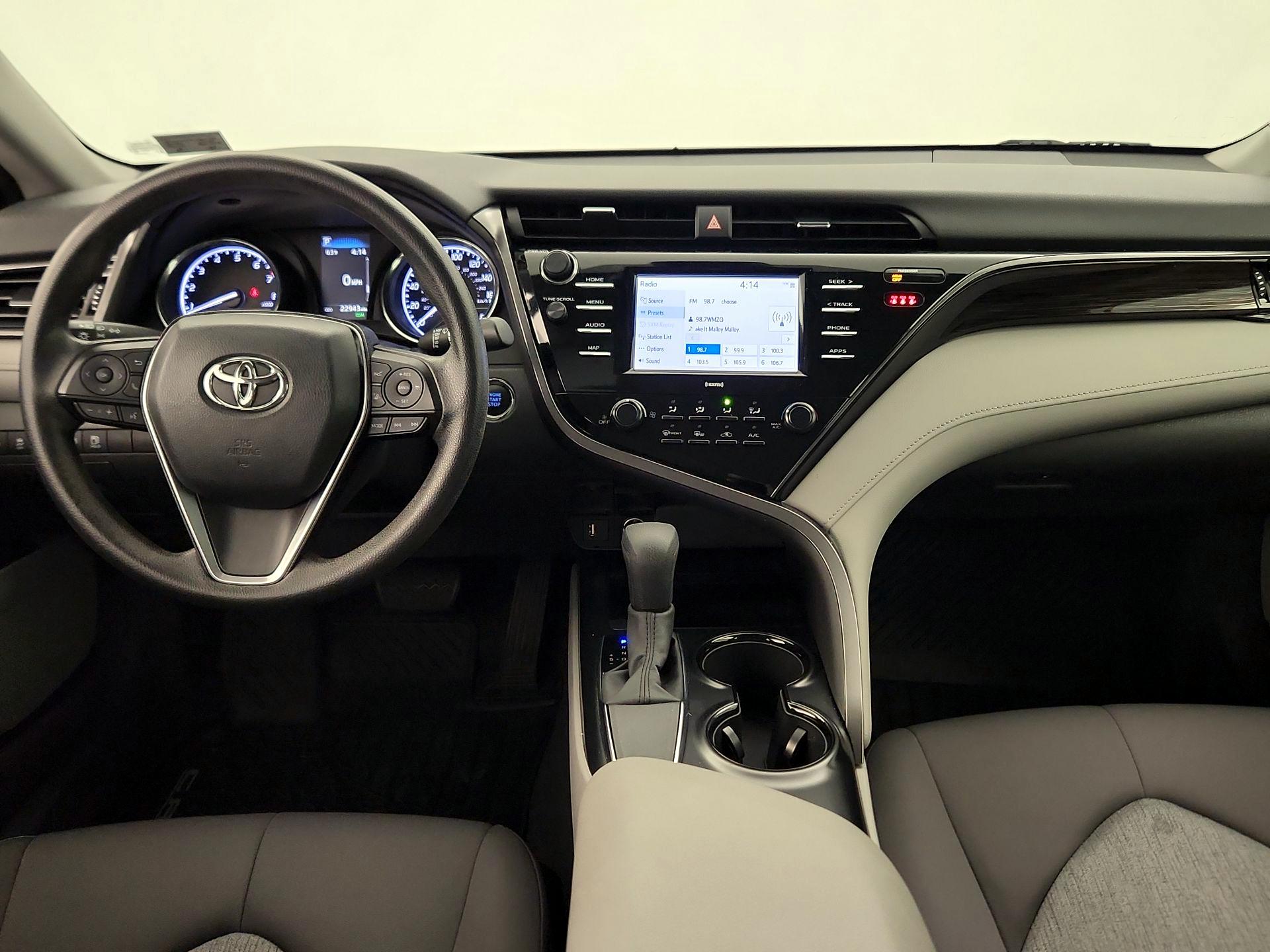 Thumbnail: 2020 Toyota Camry - 9