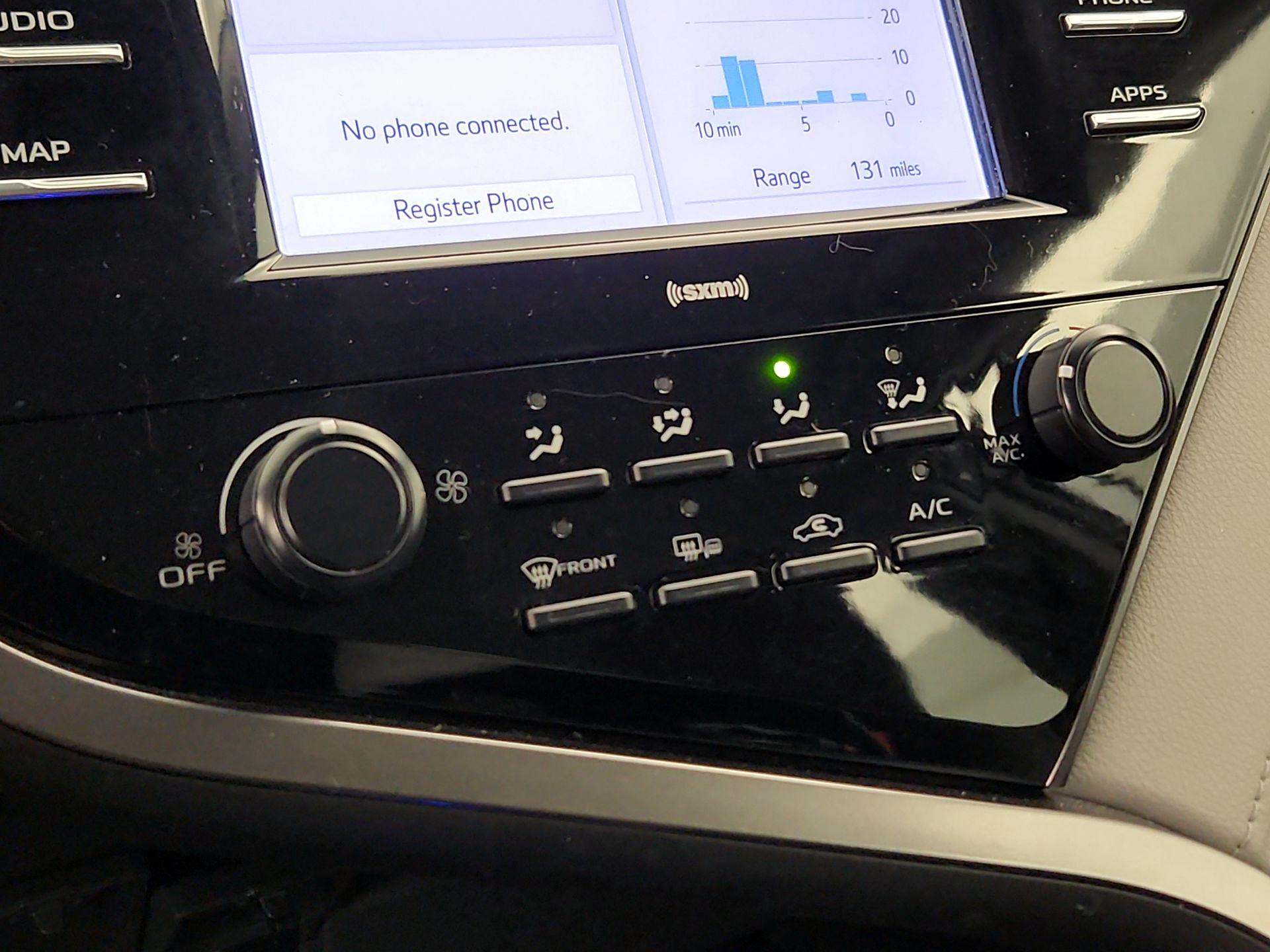 Thumbnail: 2020 Toyota Camry - 16