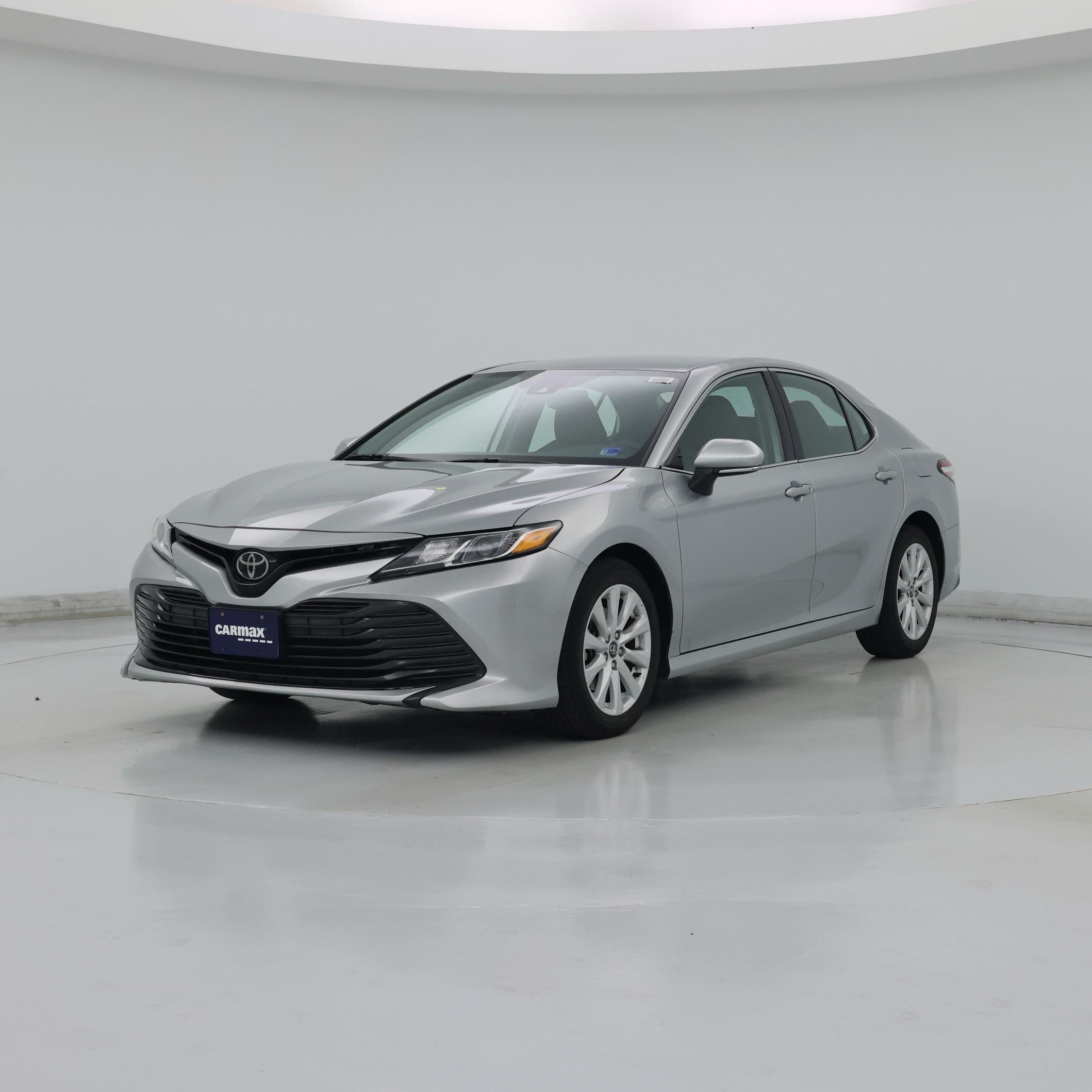 Thumbnail: 2020 Toyota Camry - 4