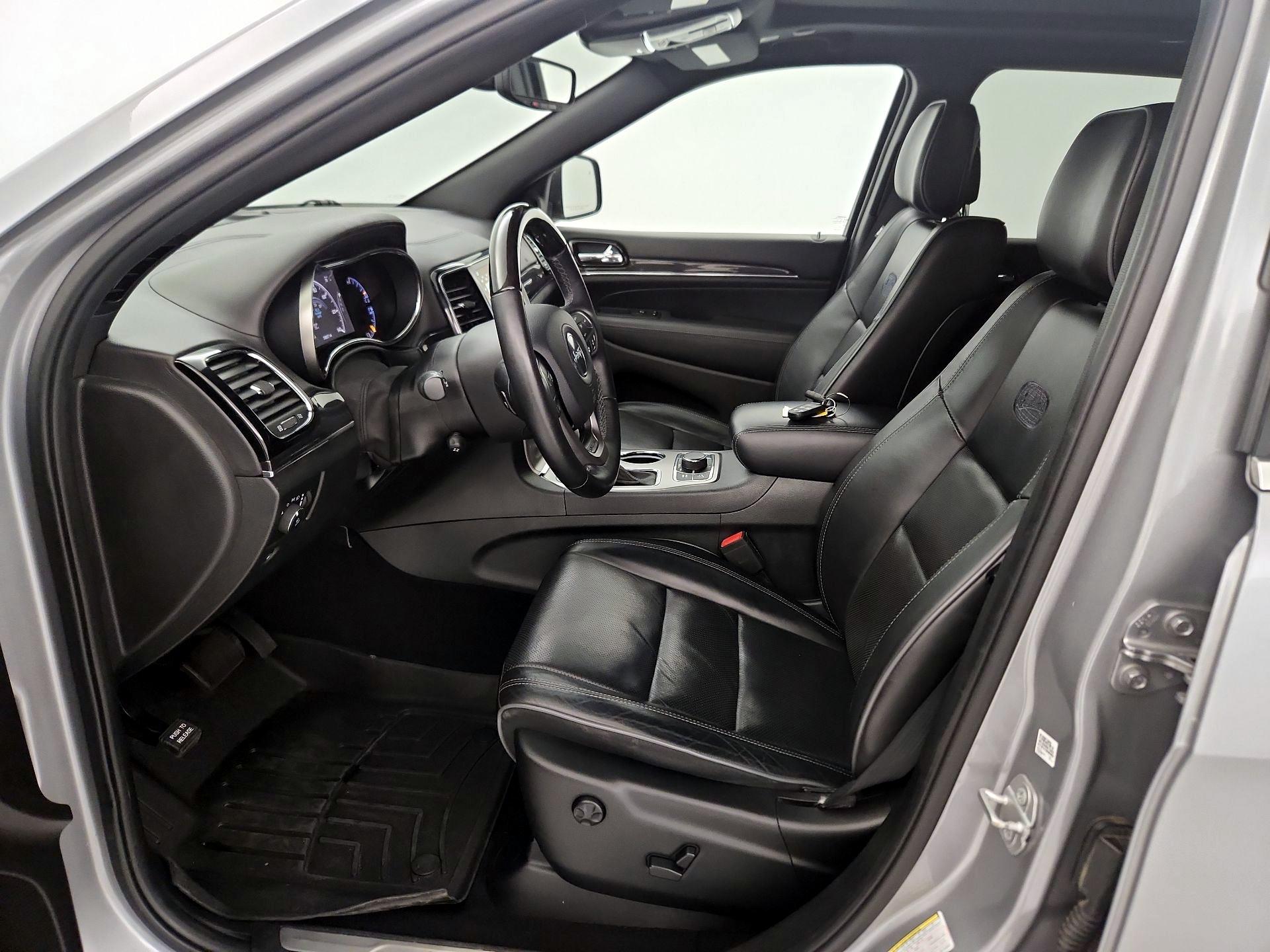 Thumbnail: 2019 Jeep Grand Cherokee - 11