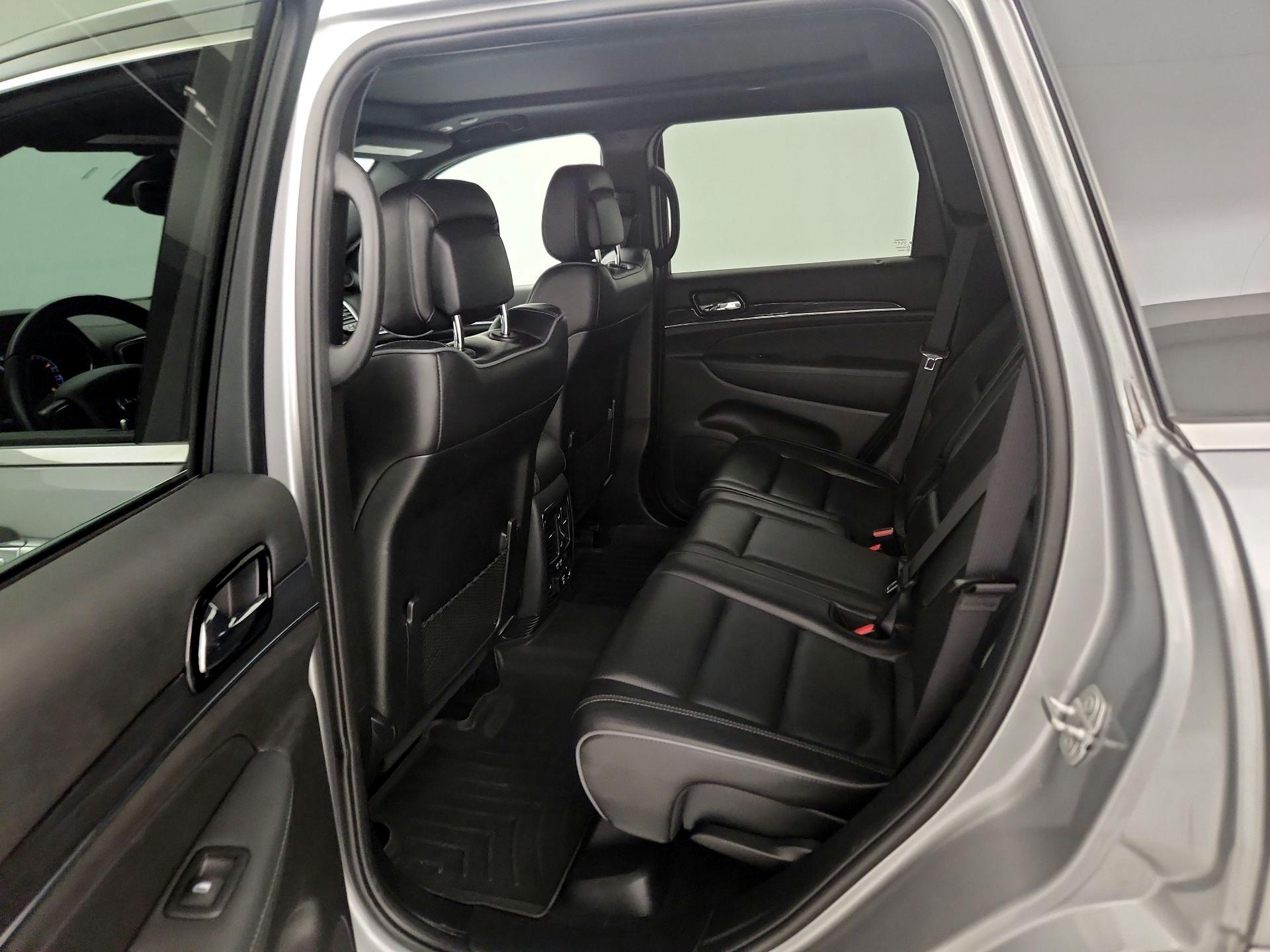 Thumbnail: 2019 Jeep Grand Cherokee - 18