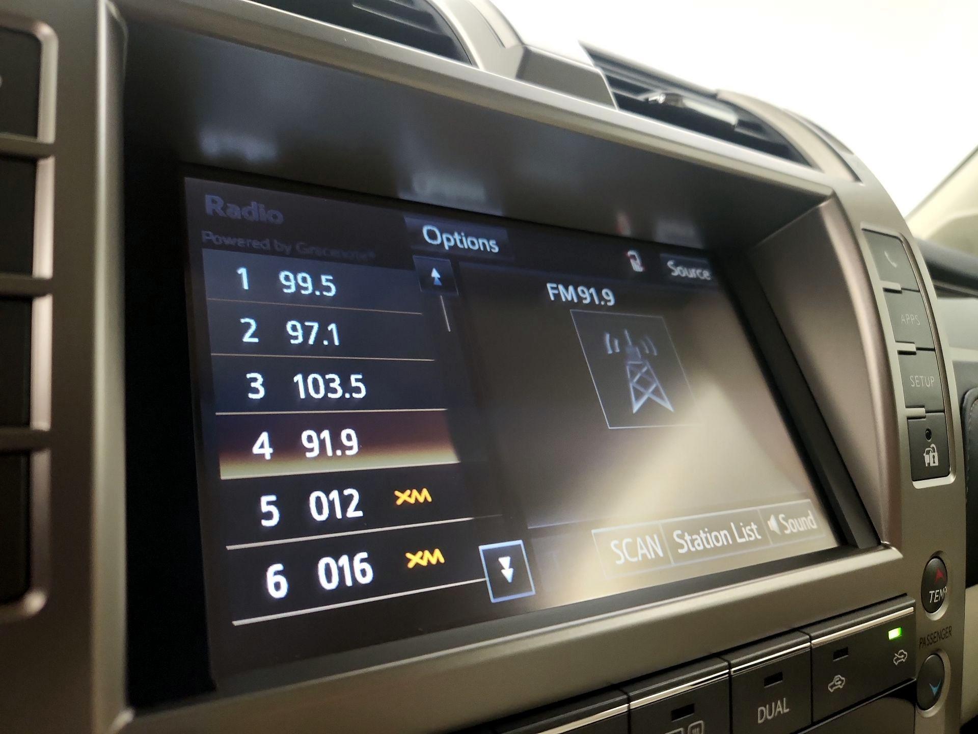 Thumbnail: 2021 Lexus GX - 15