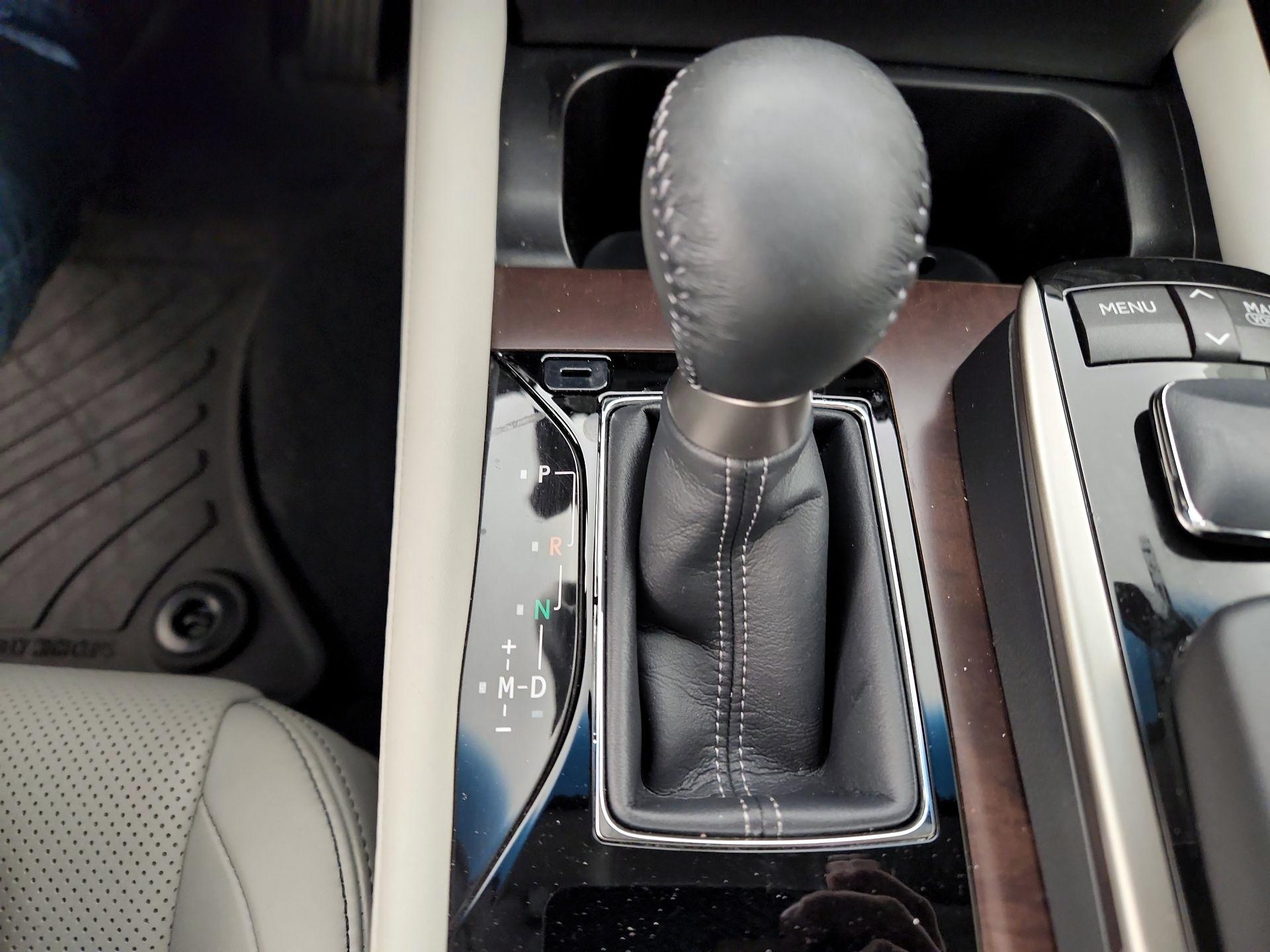 Thumbnail: 2014 Lexus GS - 18