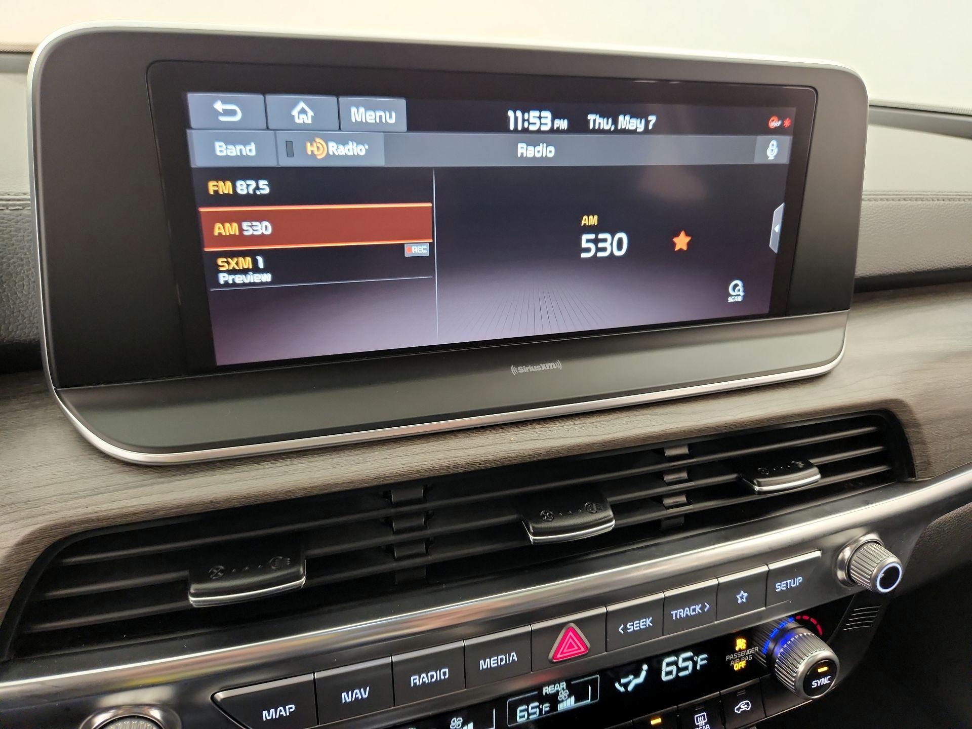 Thumbnail: 2021 Kia Telluride - 16