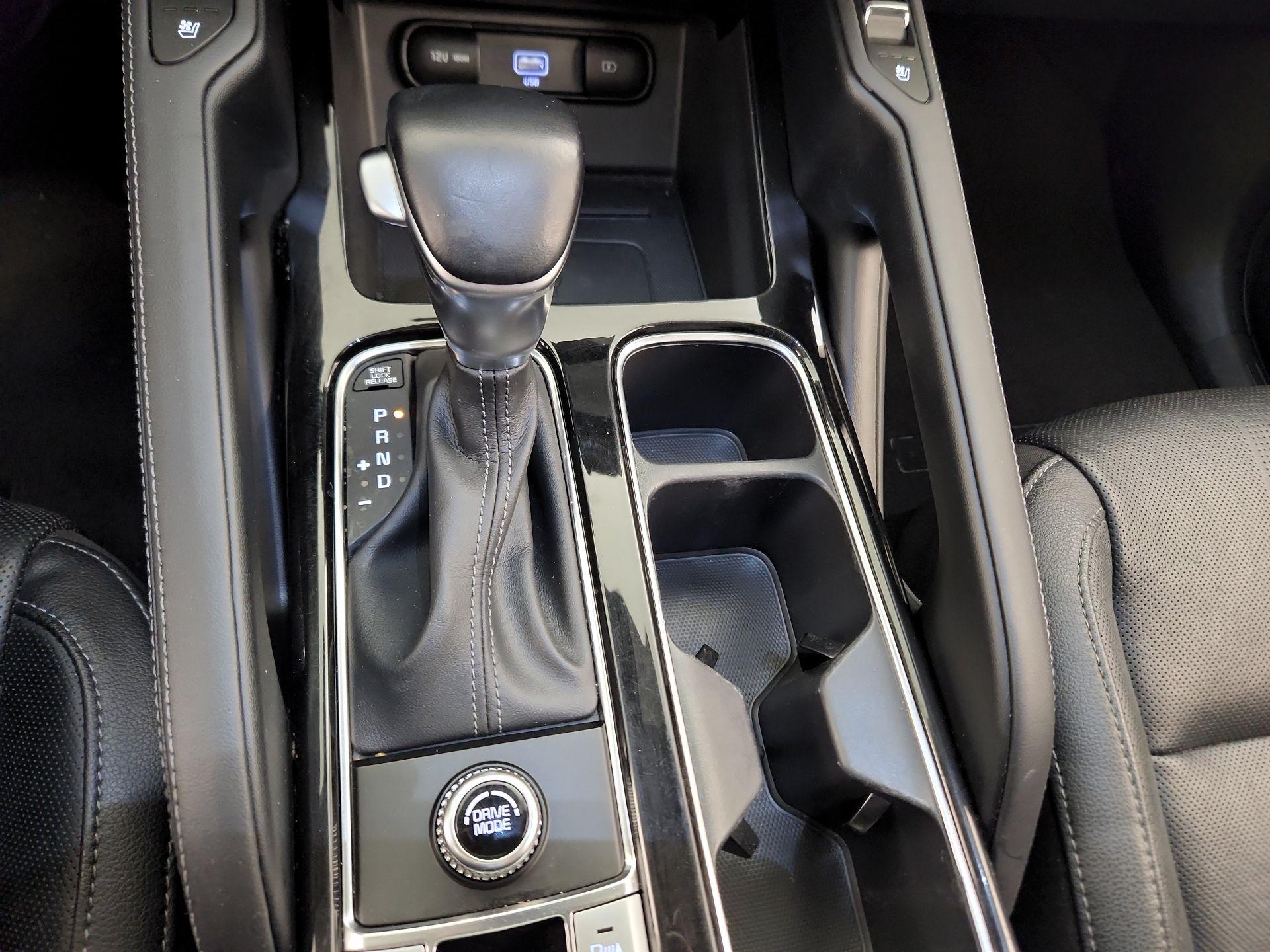 Thumbnail: 2021 Kia Telluride - 18