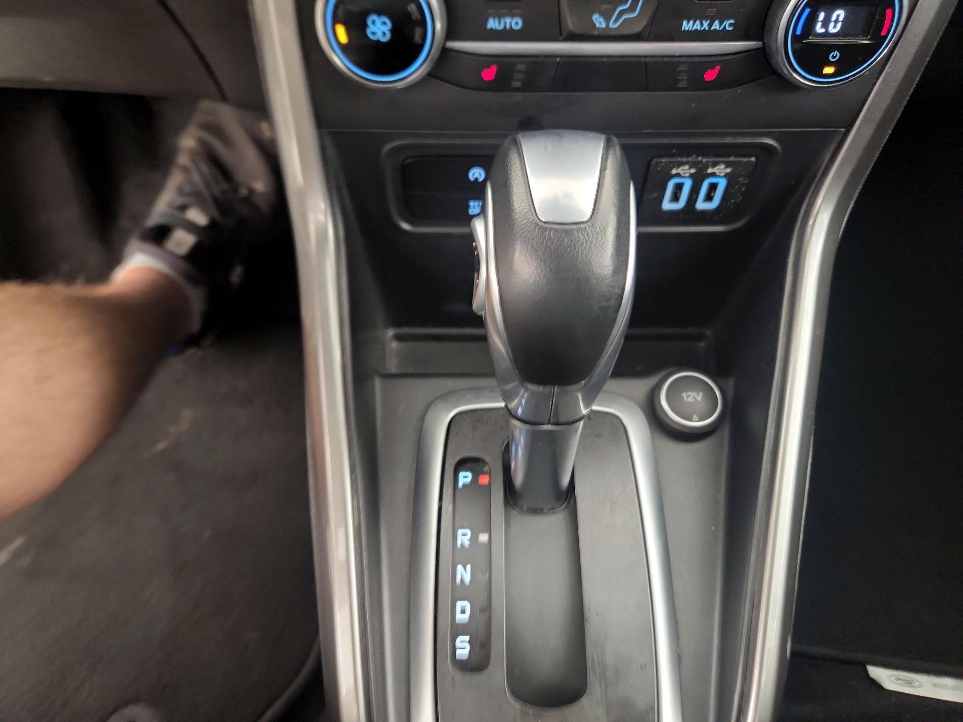 Thumbnail: 2022 Ford EcoSport - 18