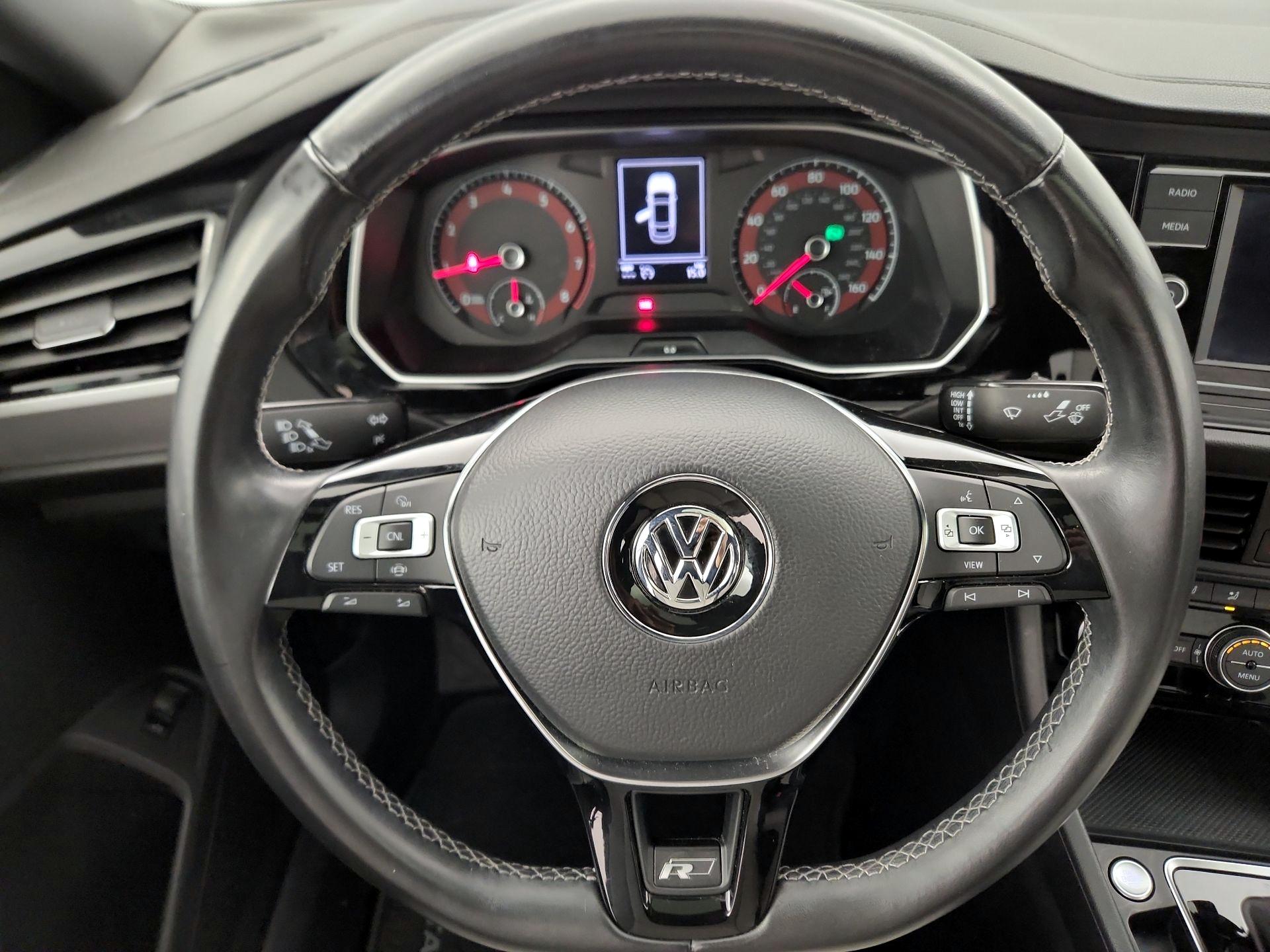 Thumbnail: 2019 Volkswagen Jetta - 10