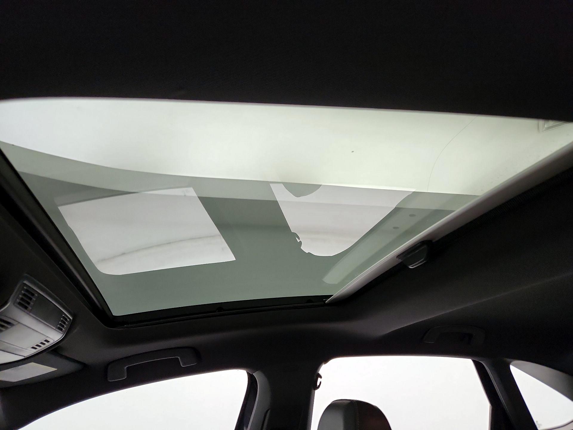 Thumbnail: 2019 Volkswagen Jetta - 19