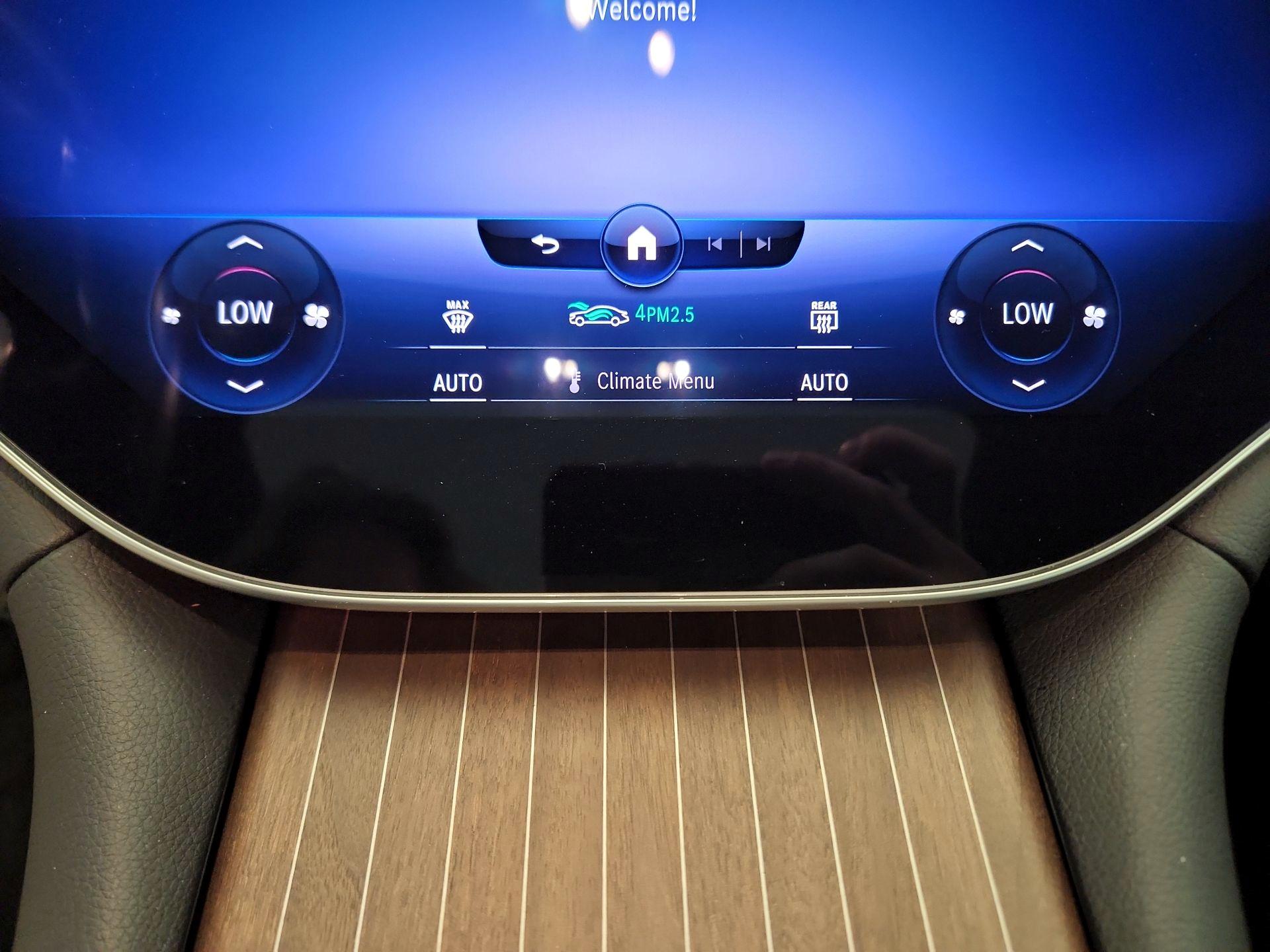 Thumbnail: 2022 Mercedes-Benz EQS - 17