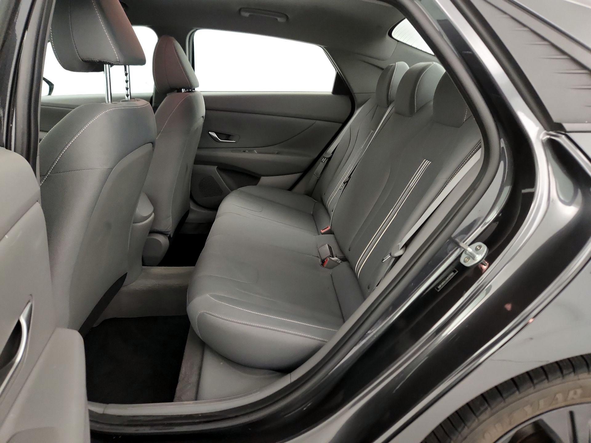 Thumbnail: 2021 Hyundai Elantra - 19