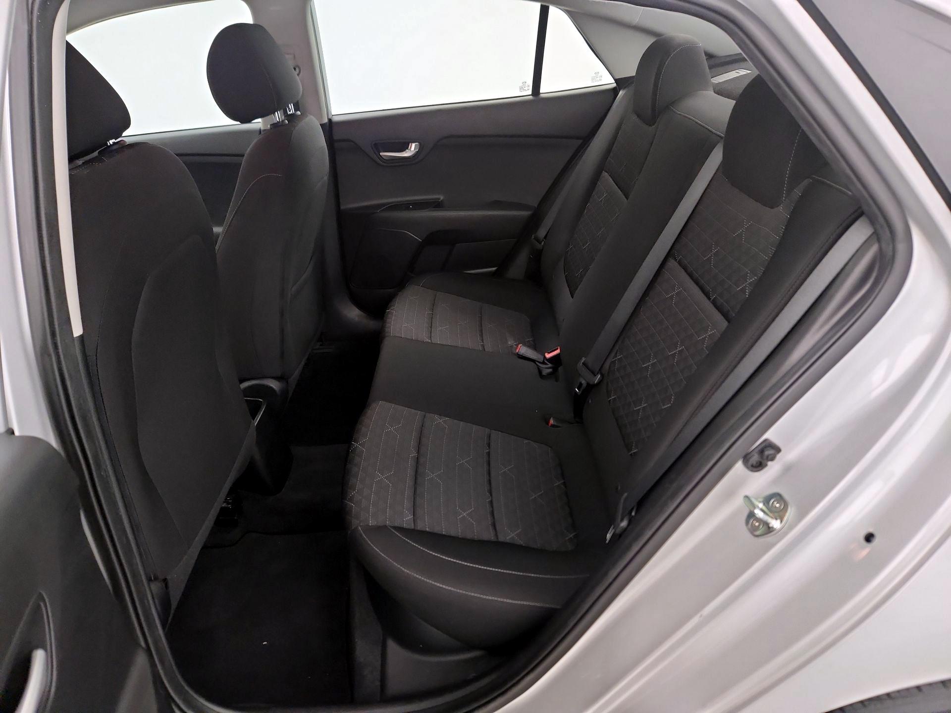 Thumbnail: 2022 Kia Rio - 19