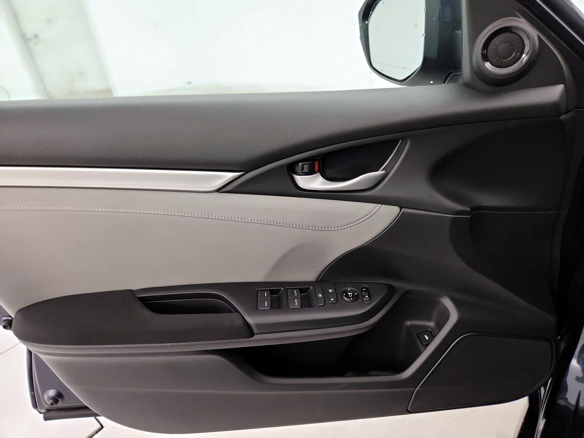 Thumbnail: 2020 Honda Civic - 12