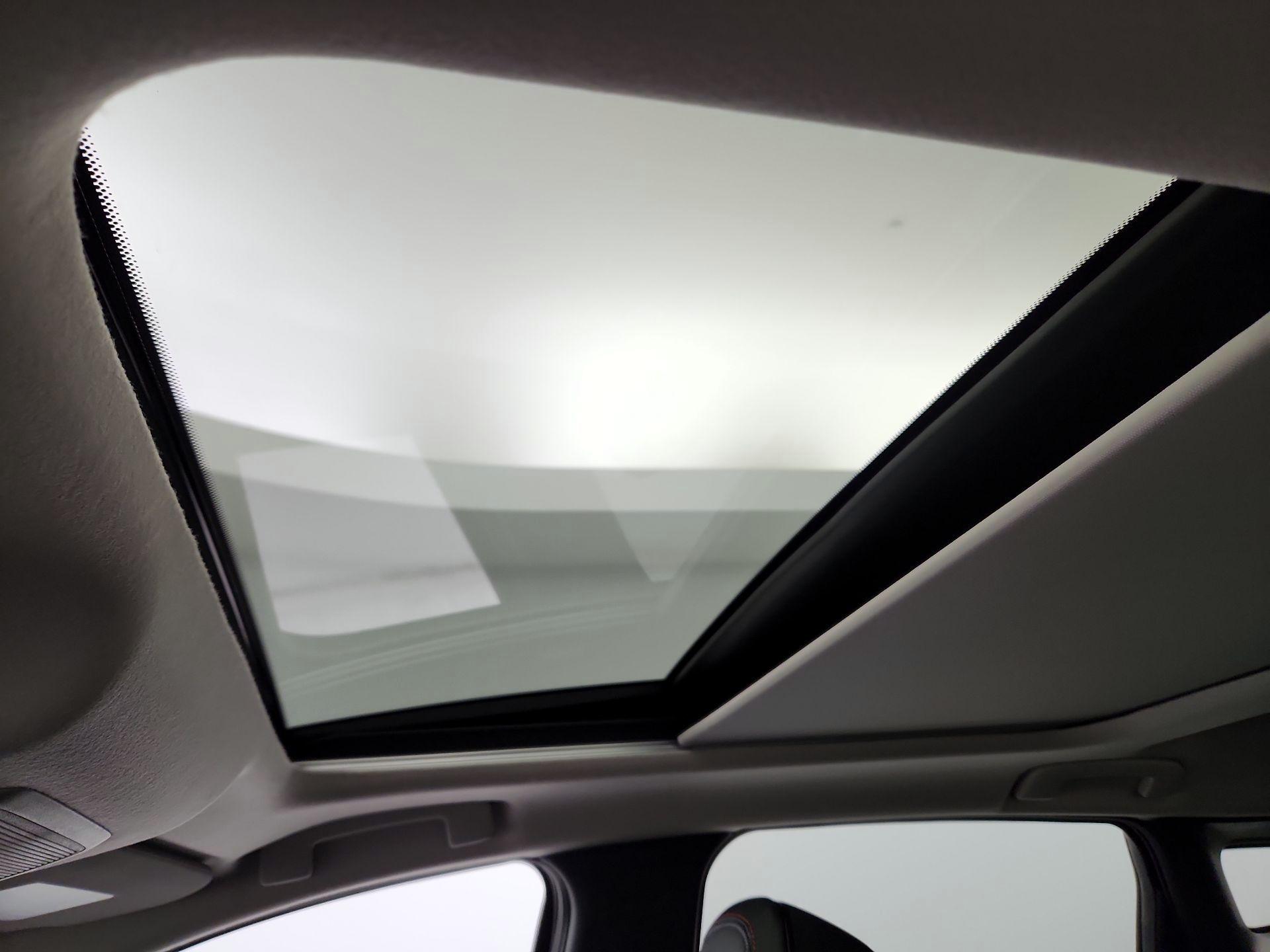 Thumbnail: 2025 Nissan Kicks - 19