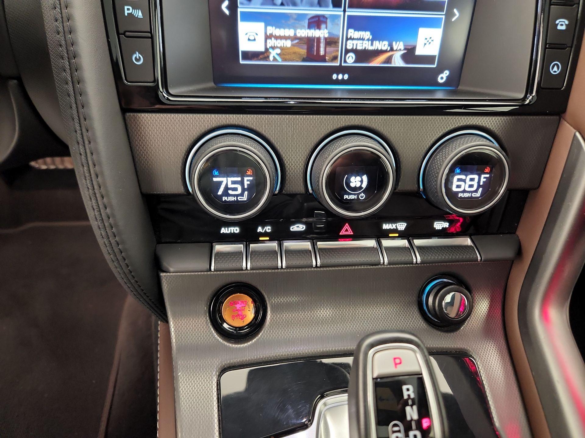 Thumbnail: 2016 Jaguar F-Type - 17