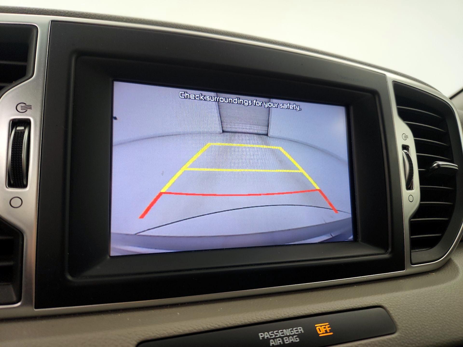 Thumbnail: 2019 Kia Sportage - 14