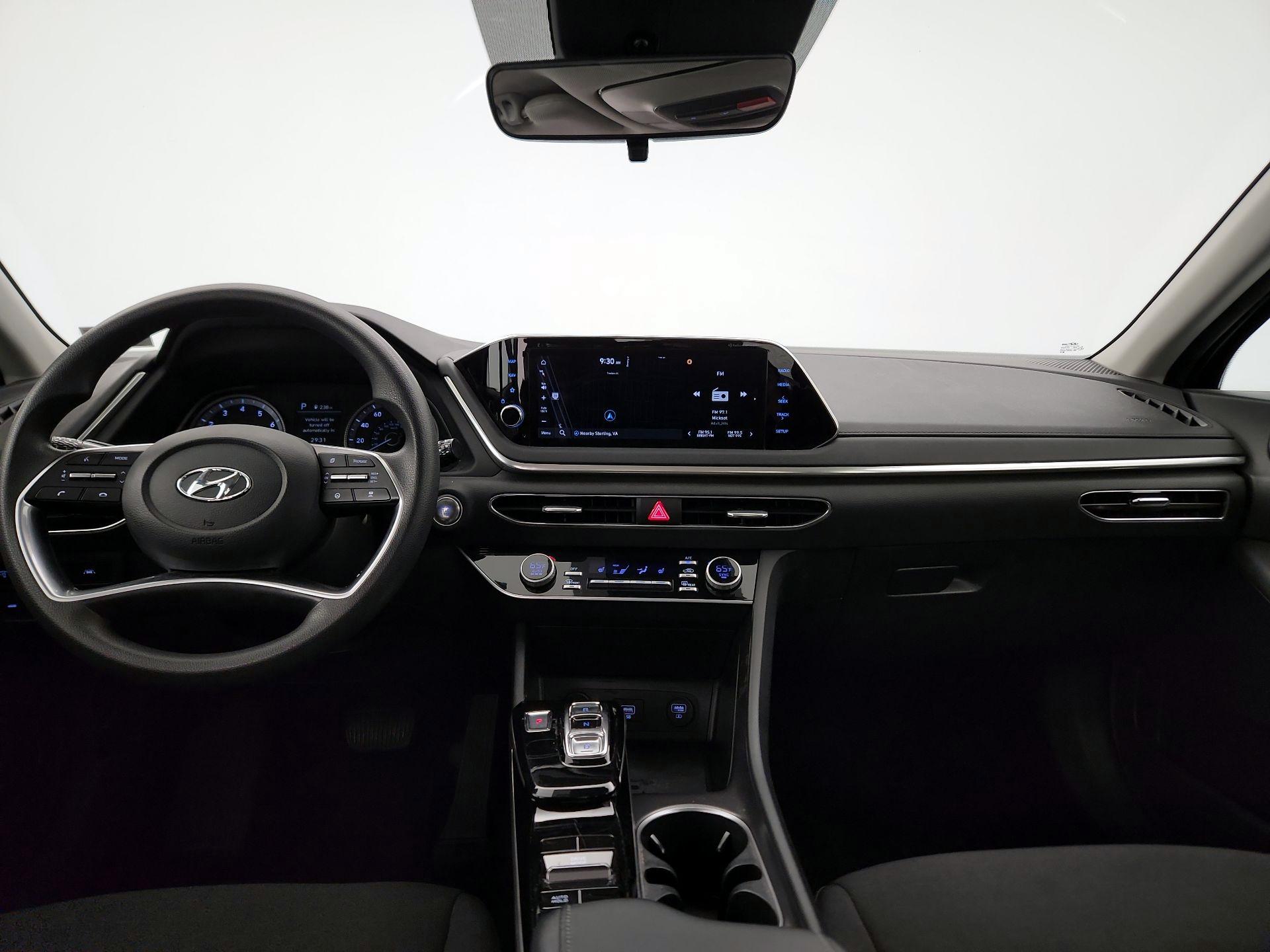 Thumbnail: 2023 Hyundai Sonata - 9