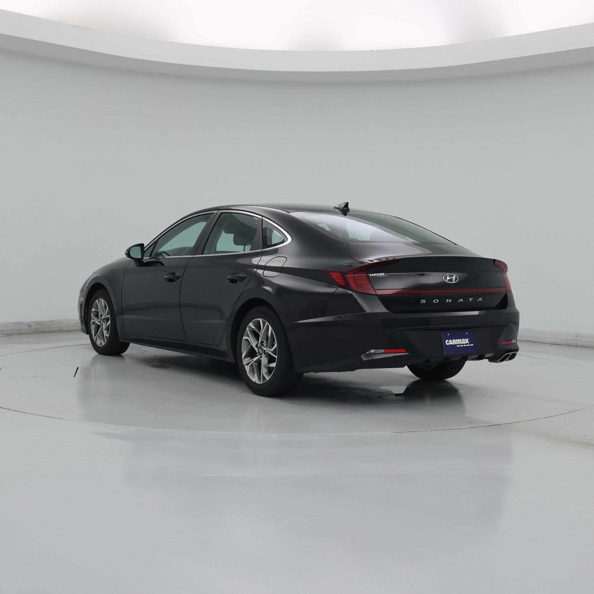 Thumbnail: 2023 Hyundai Sonata - 2
