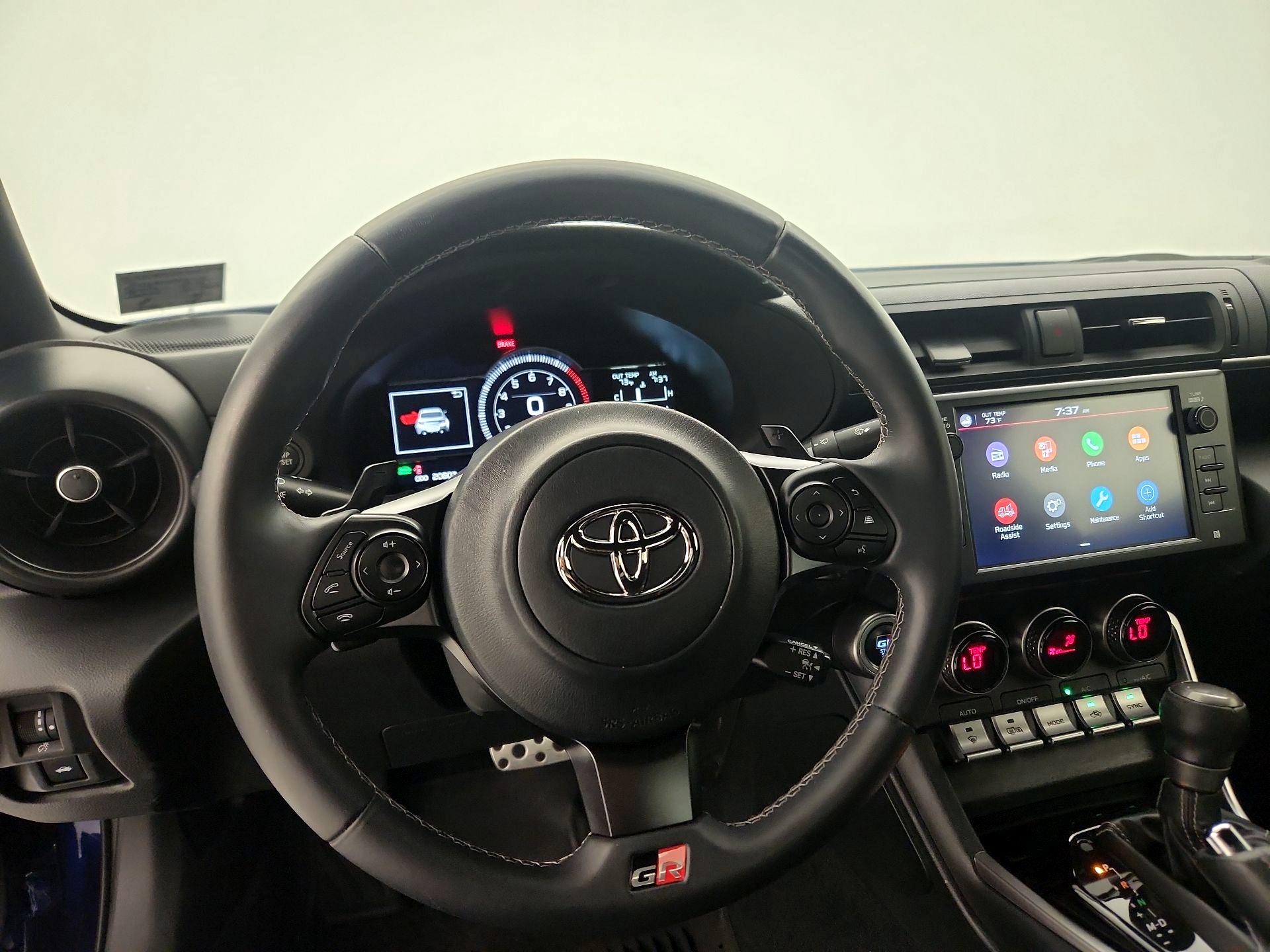 Thumbnail: 2023 Toyota GR86 - 10