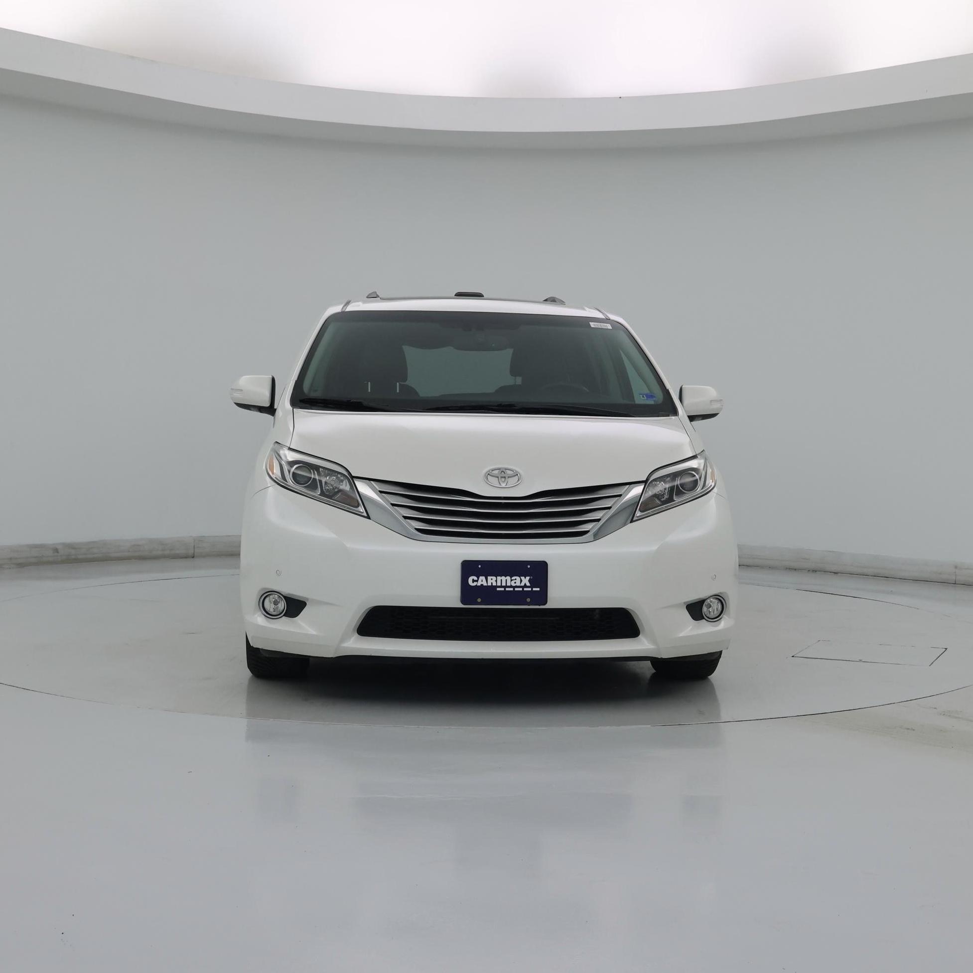 Thumbnail: 2016 Toyota Sienna - 5