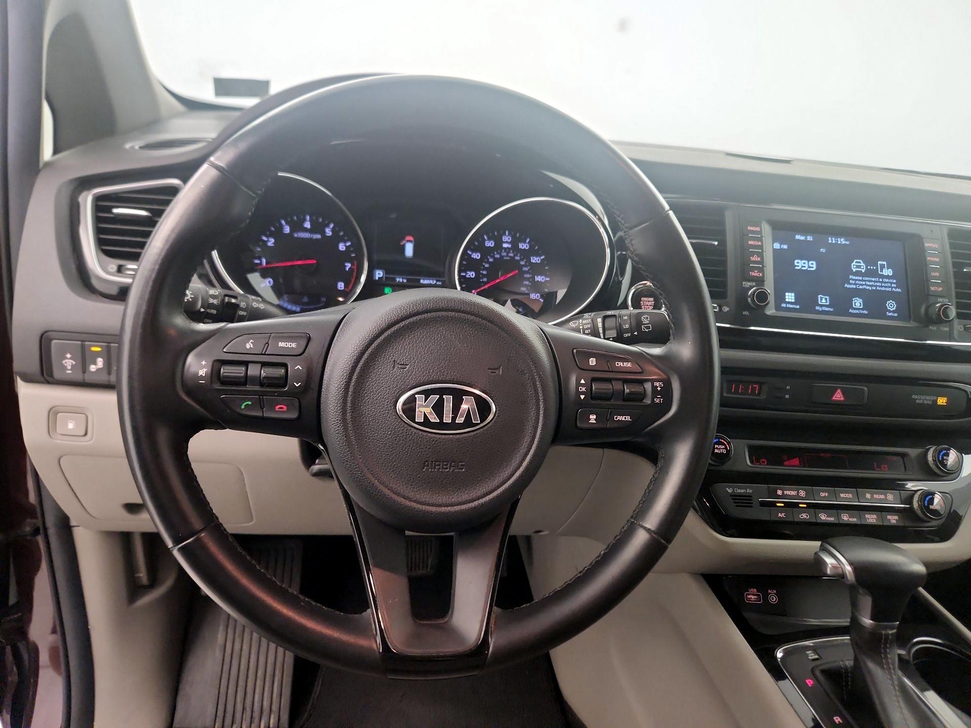 Thumbnail: 2017 Kia Sedona - 10