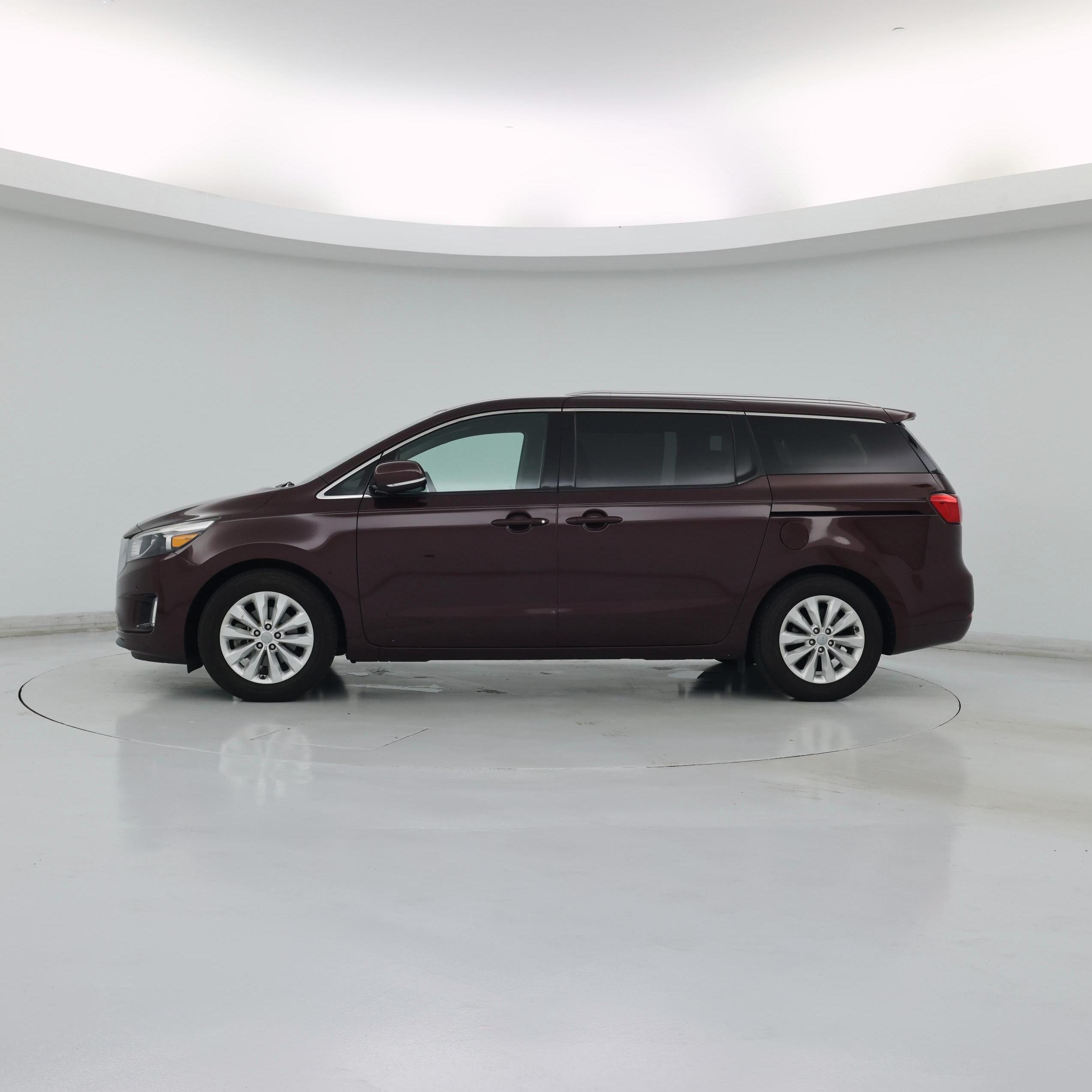 Thumbnail: 2017 Kia Sedona - 3