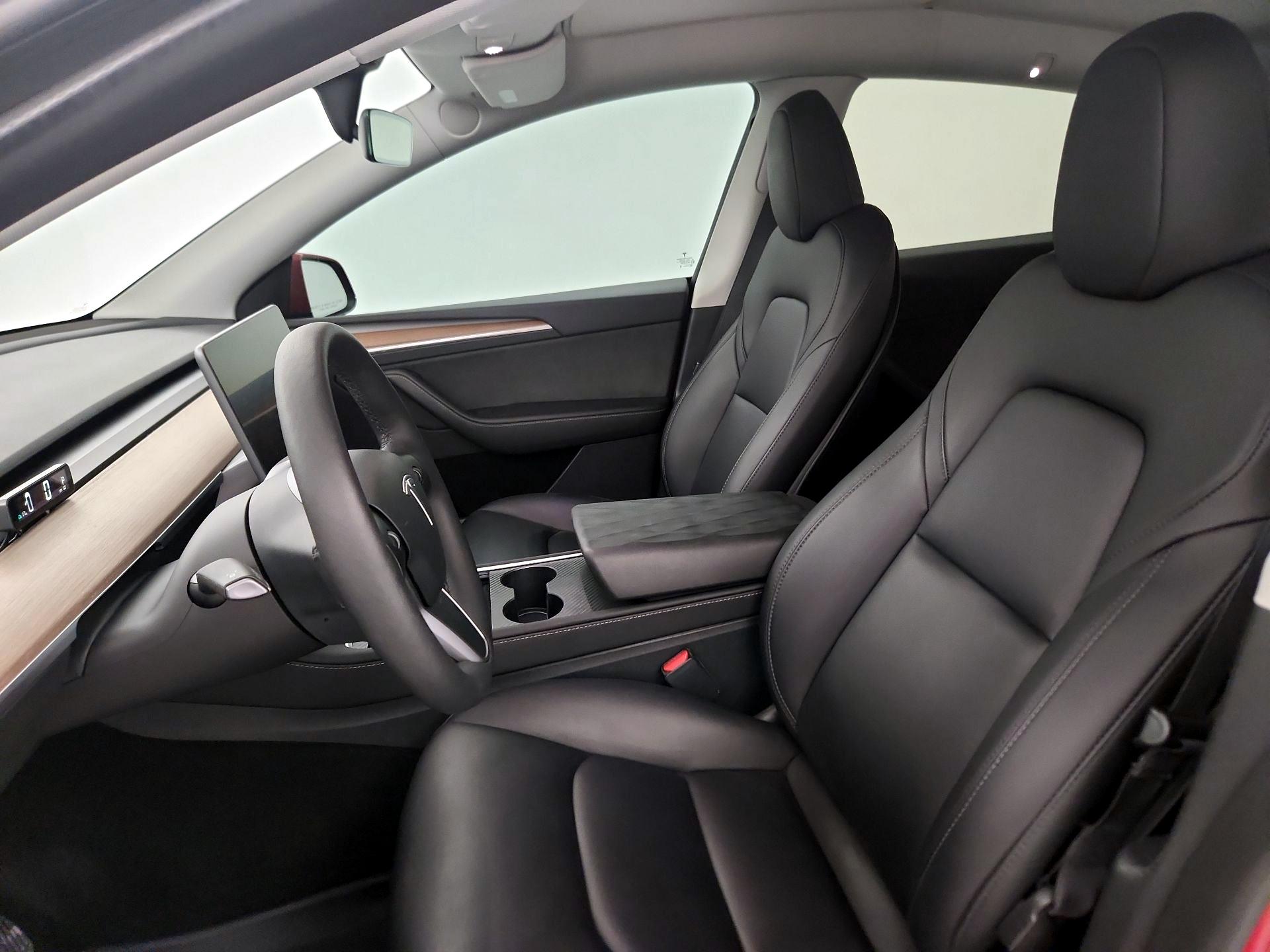 Thumbnail: 2023 Tesla Model Y - 11