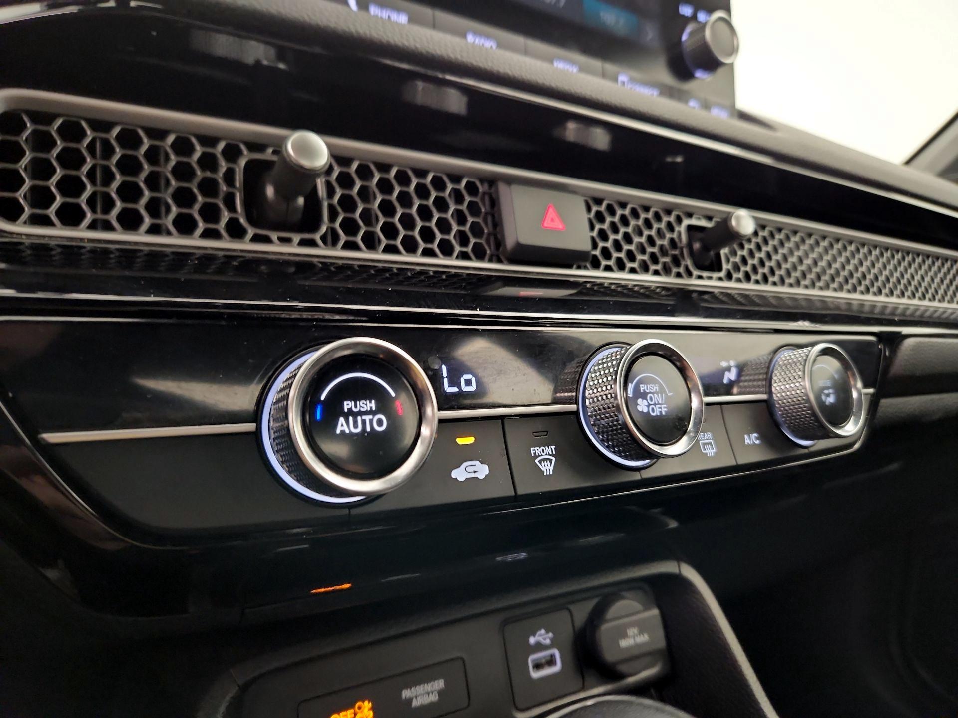 Thumbnail: 2024 Honda Civic - 16