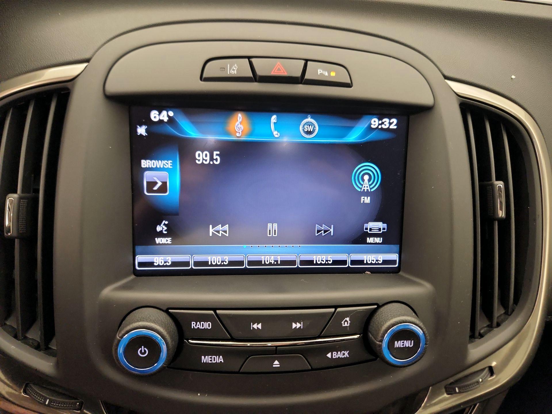 Thumbnail: 2015 Buick LaCrosse - 16