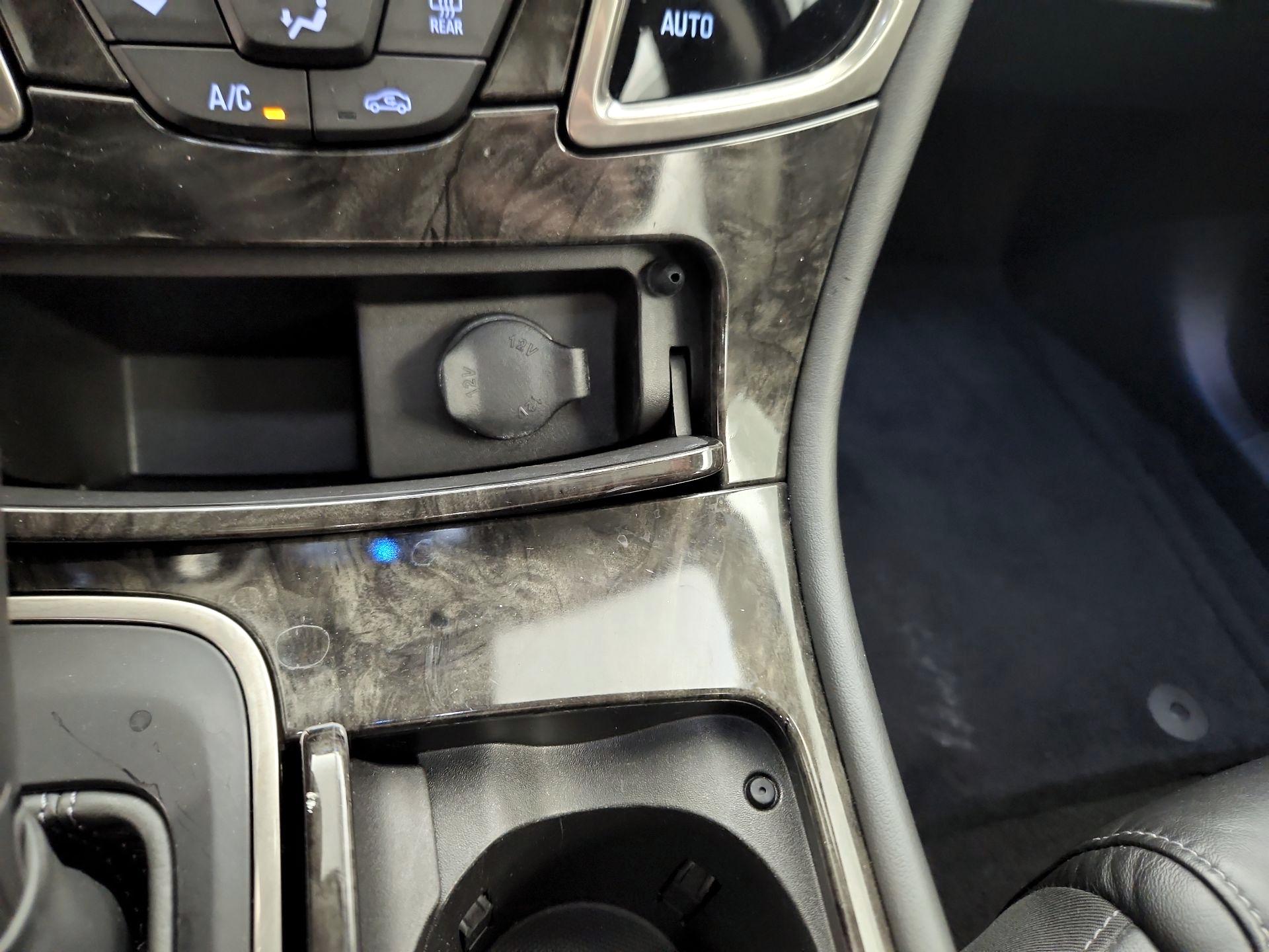Thumbnail: 2015 Buick LaCrosse - 19