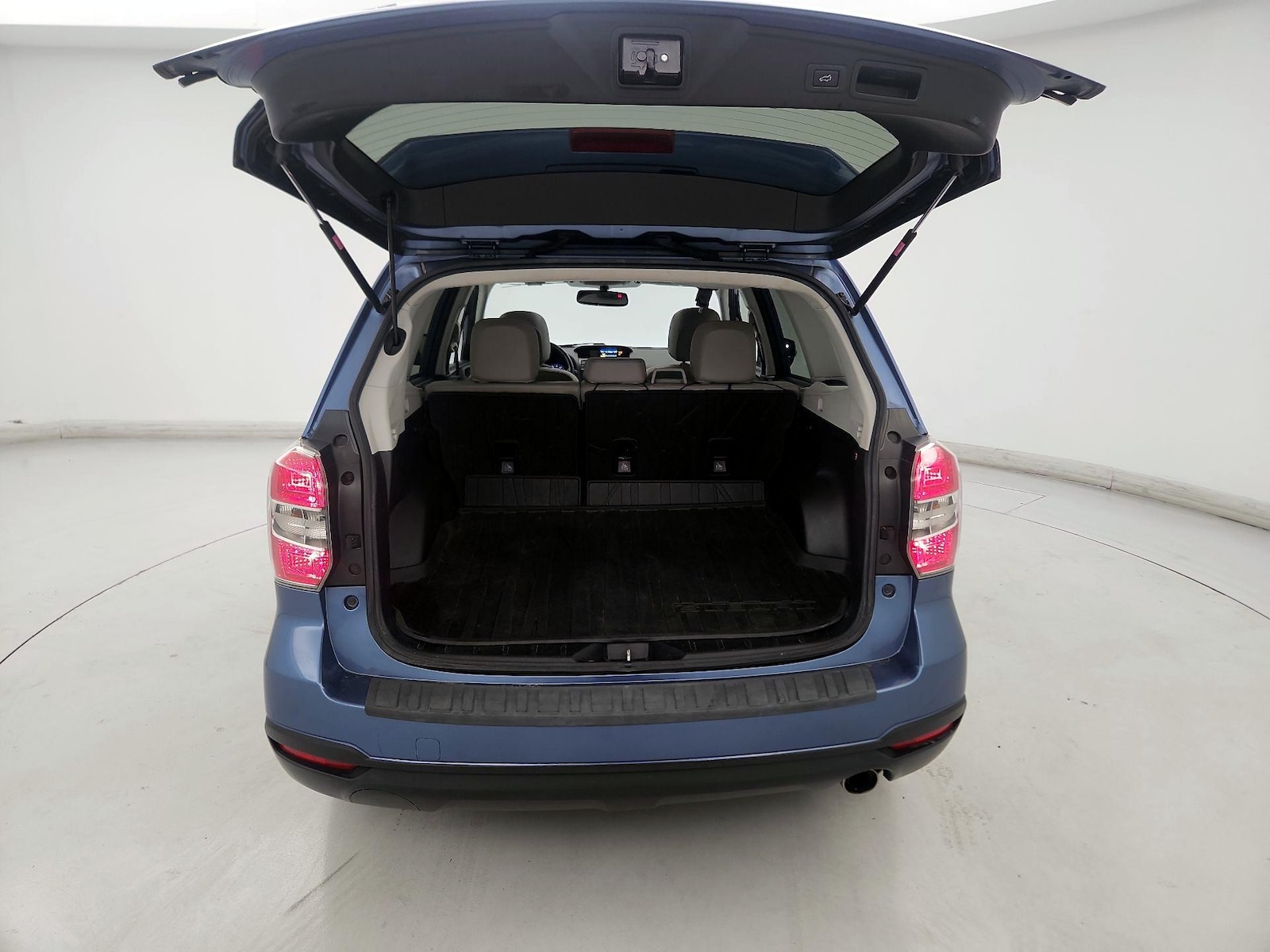 2015 Subaru Forester i Touring - Photo 22