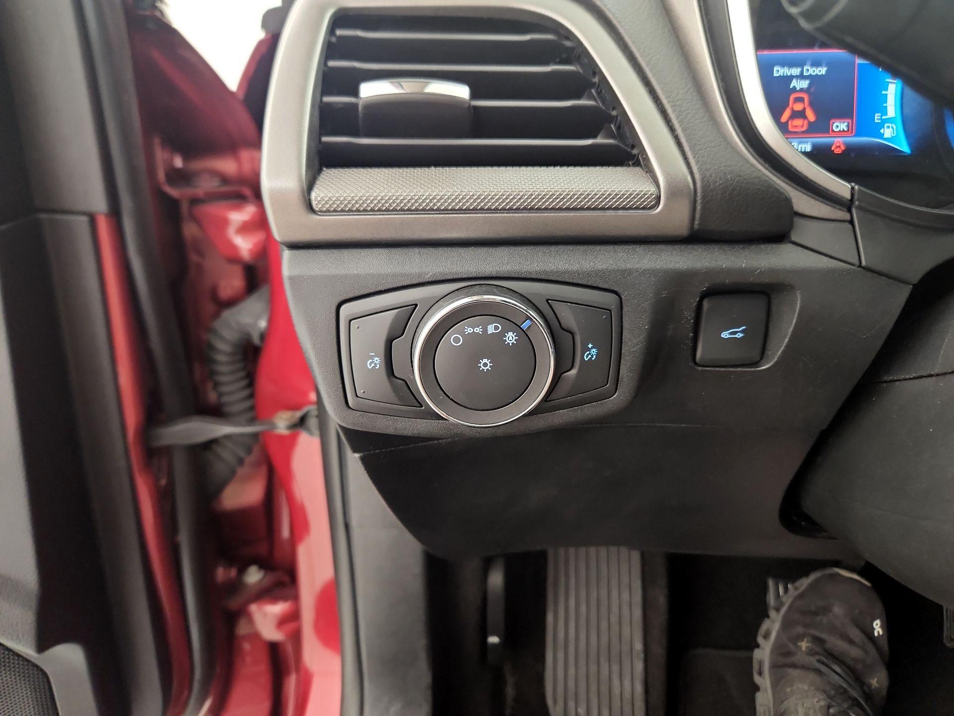 Thumbnail: 2019 Ford Fusion - 13