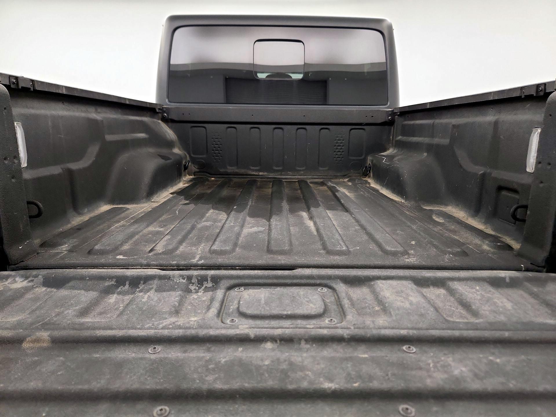 Thumbnail: 2020 Jeep Gladiator - 20