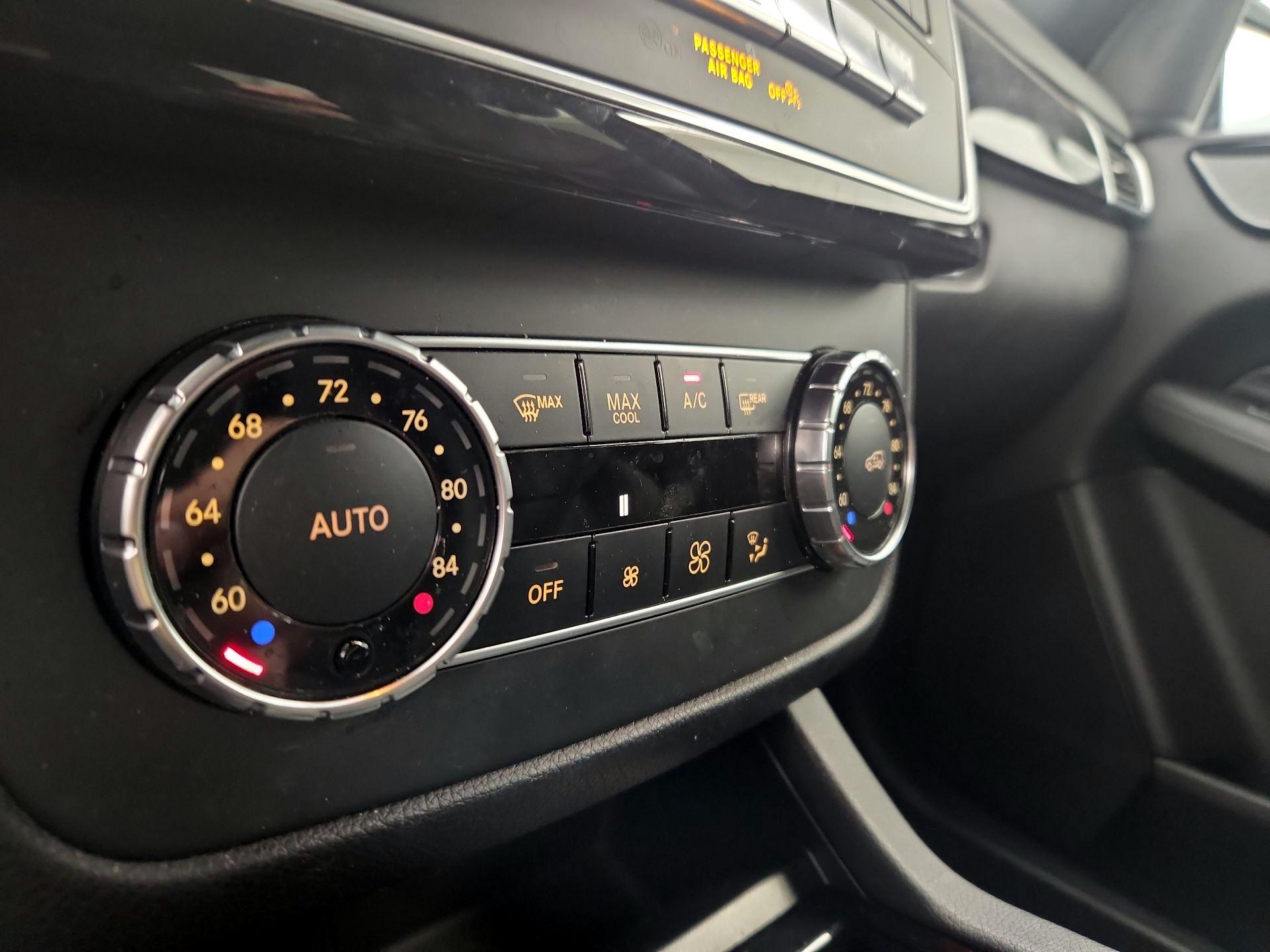 Thumbnail: 2016 Mercedes-Benz GLE - 17