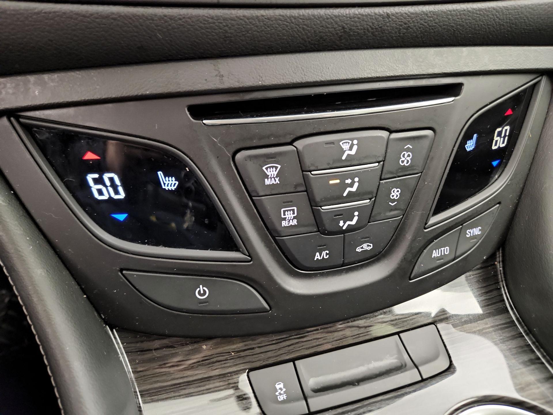 Thumbnail: 2016 Buick Envision - 17