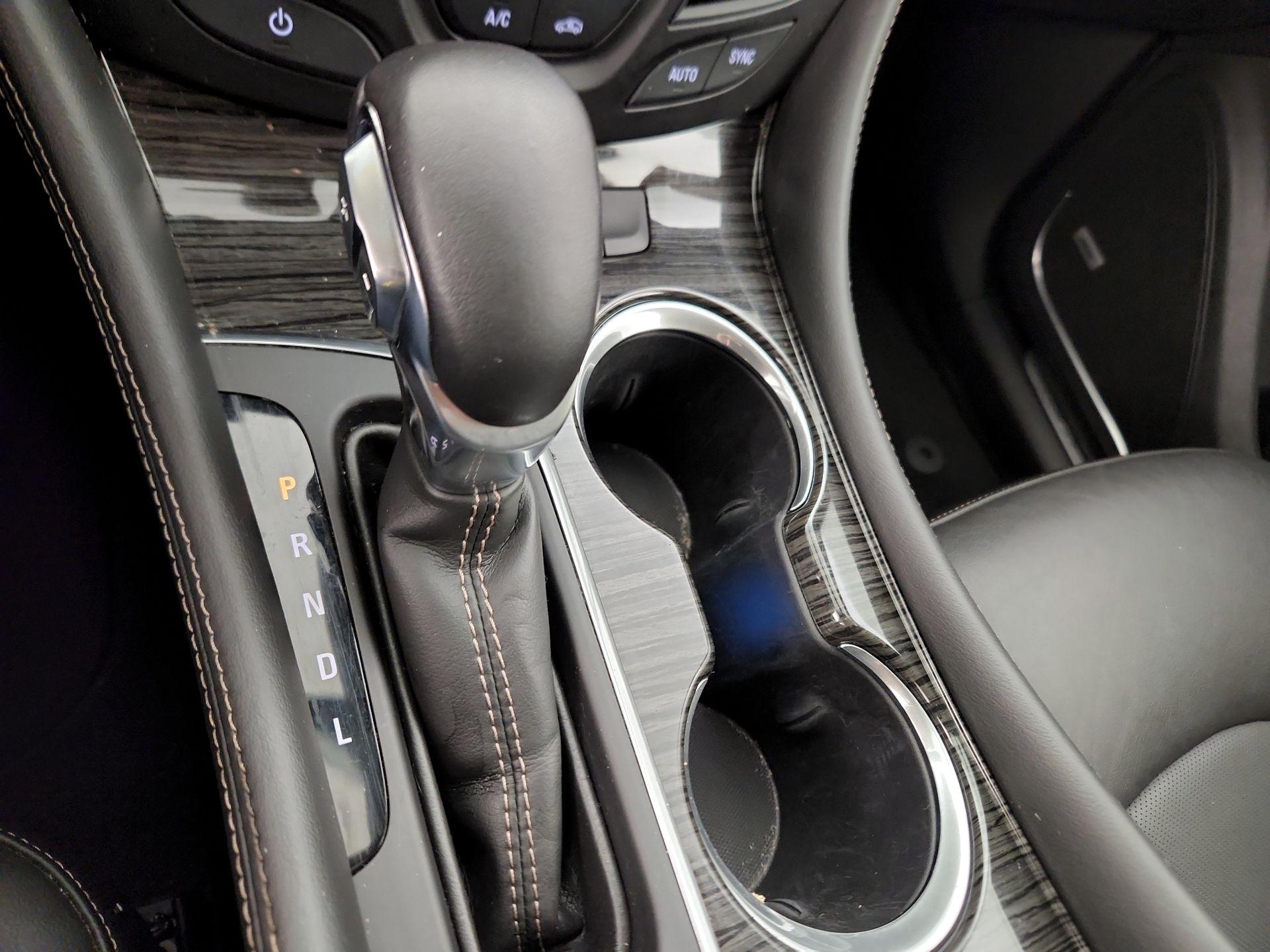 Thumbnail: 2016 Buick Envision - 18