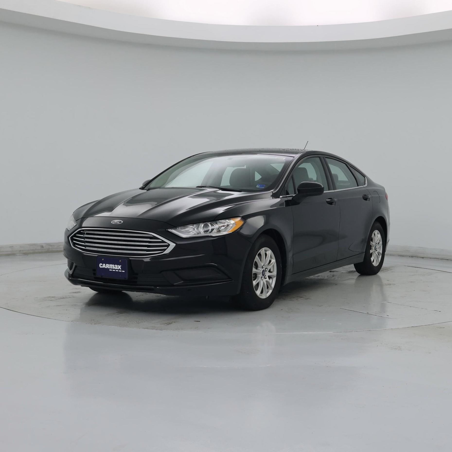 Thumbnail: 2017 Ford Fusion - 4