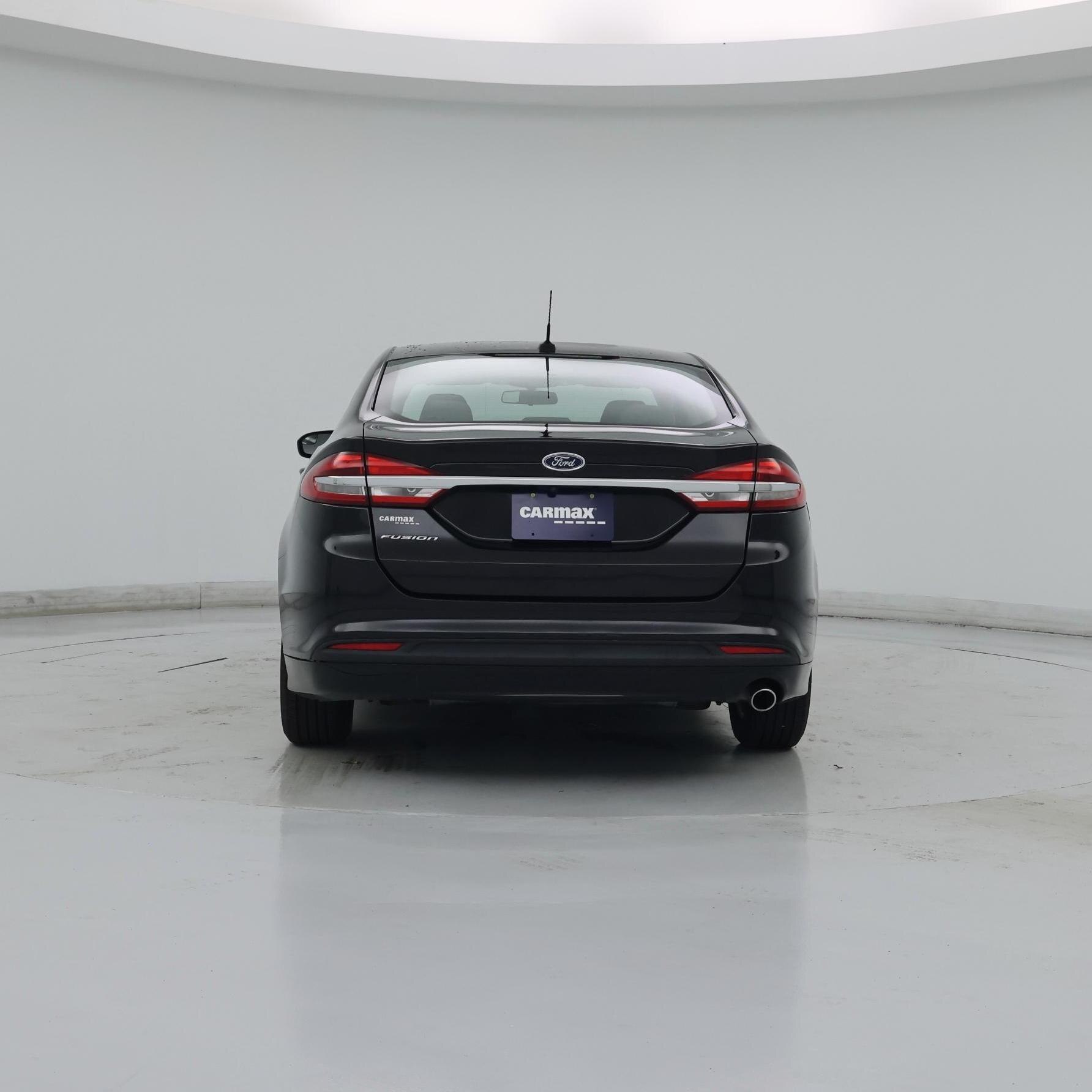 Thumbnail: 2017 Ford Fusion - 6