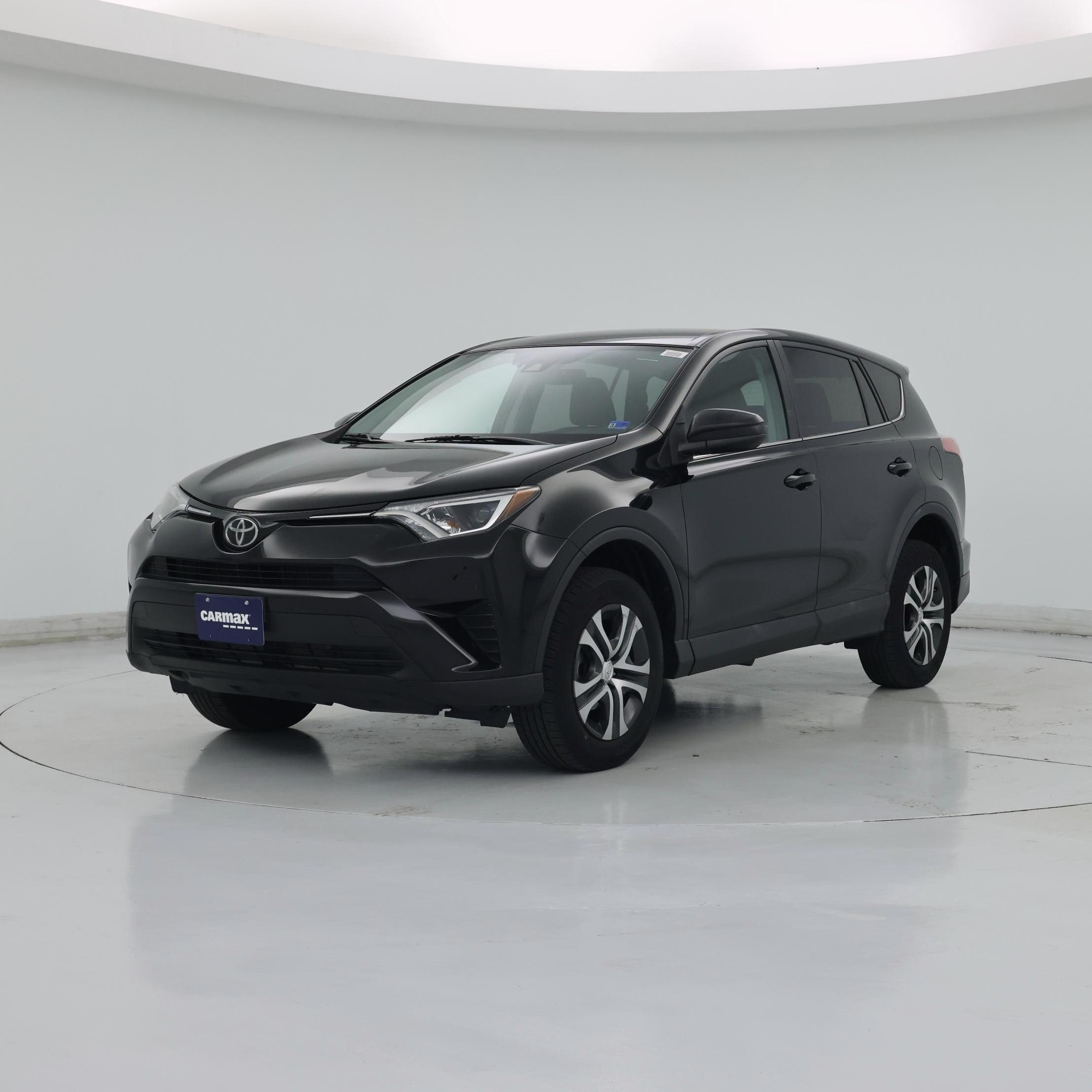 Thumbnail: 2018 Toyota RAV4 - 4
