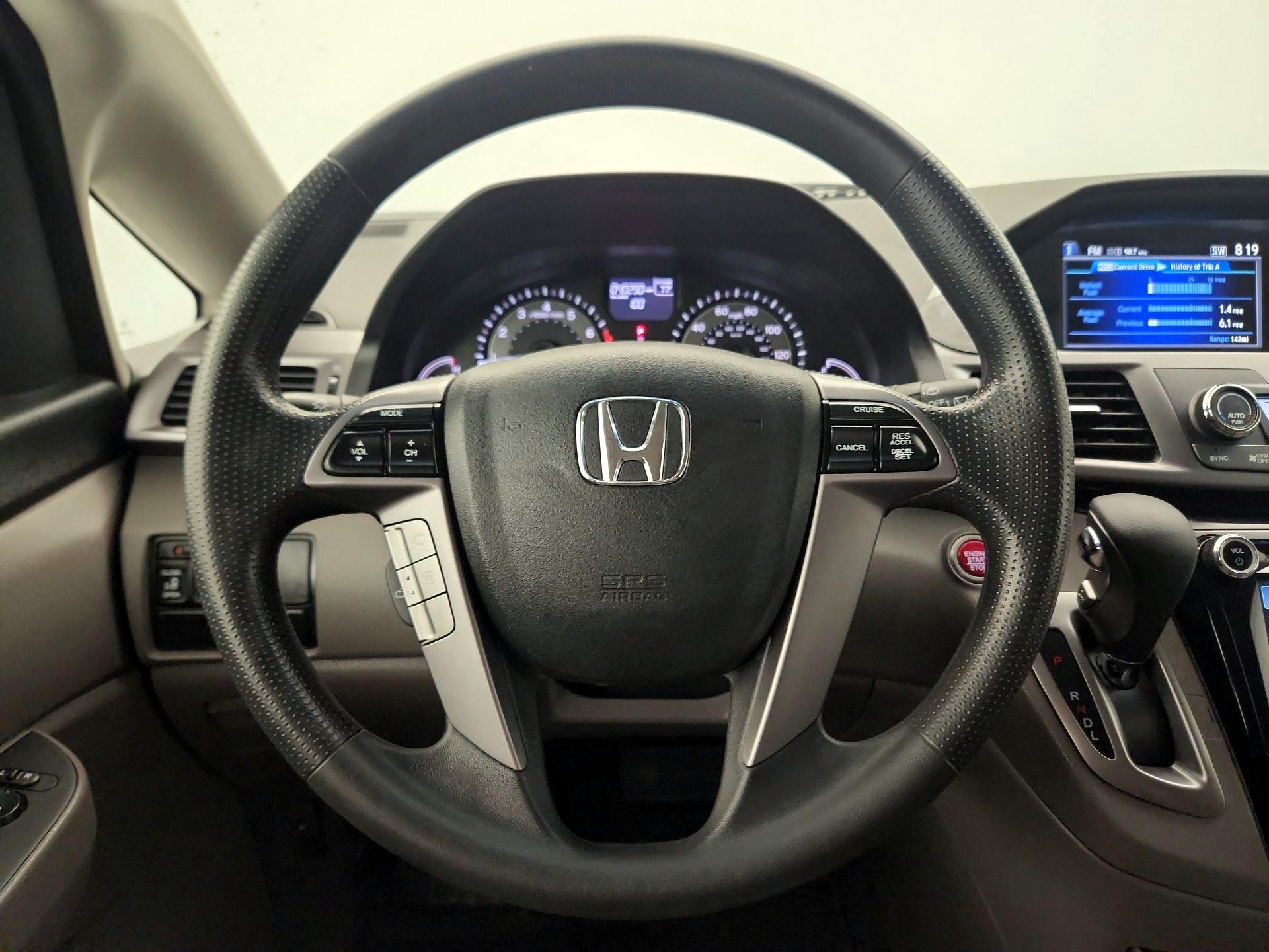 Thumbnail: 2014 Honda Odyssey - 10