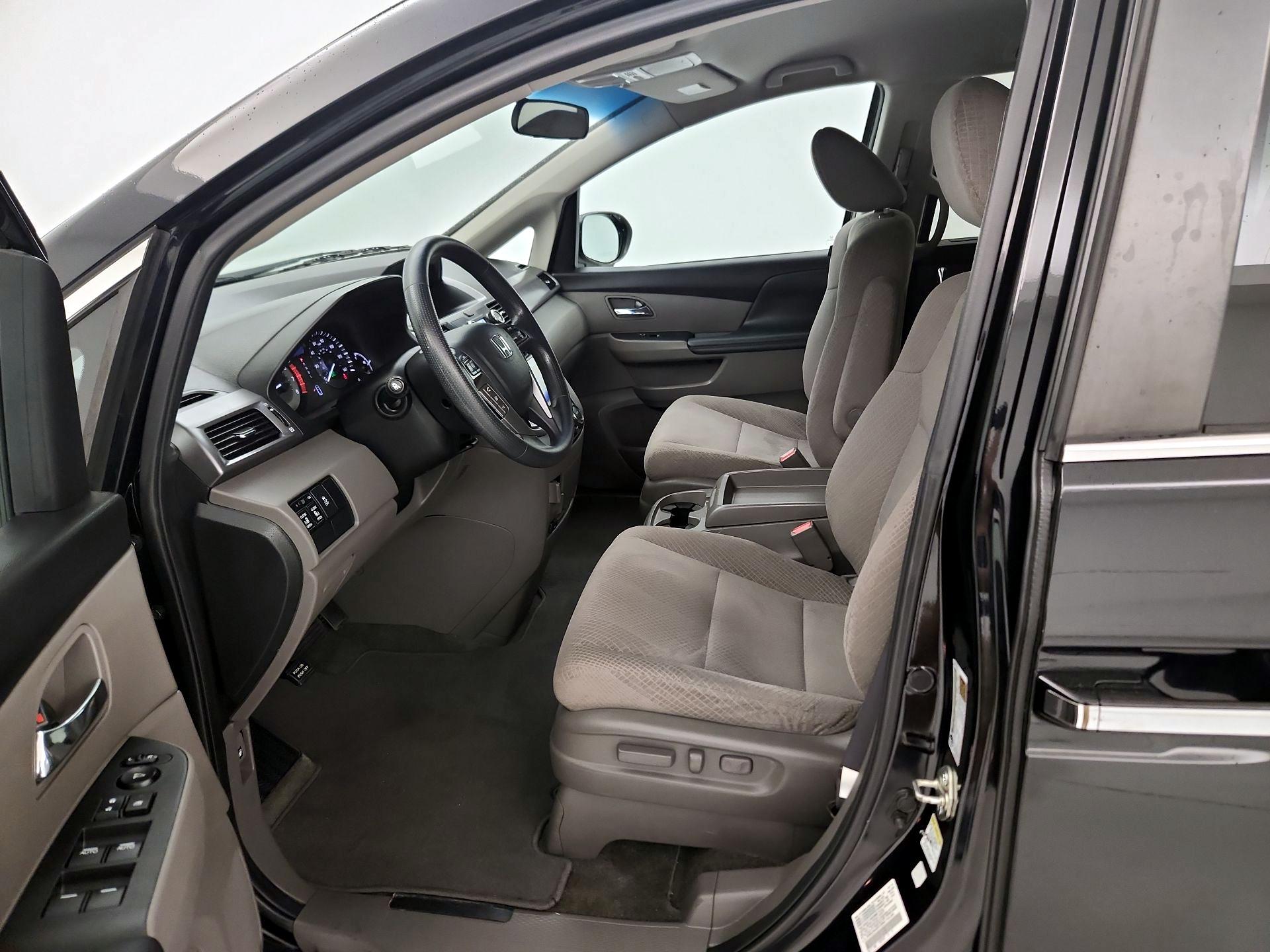 Thumbnail: 2014 Honda Odyssey - 11